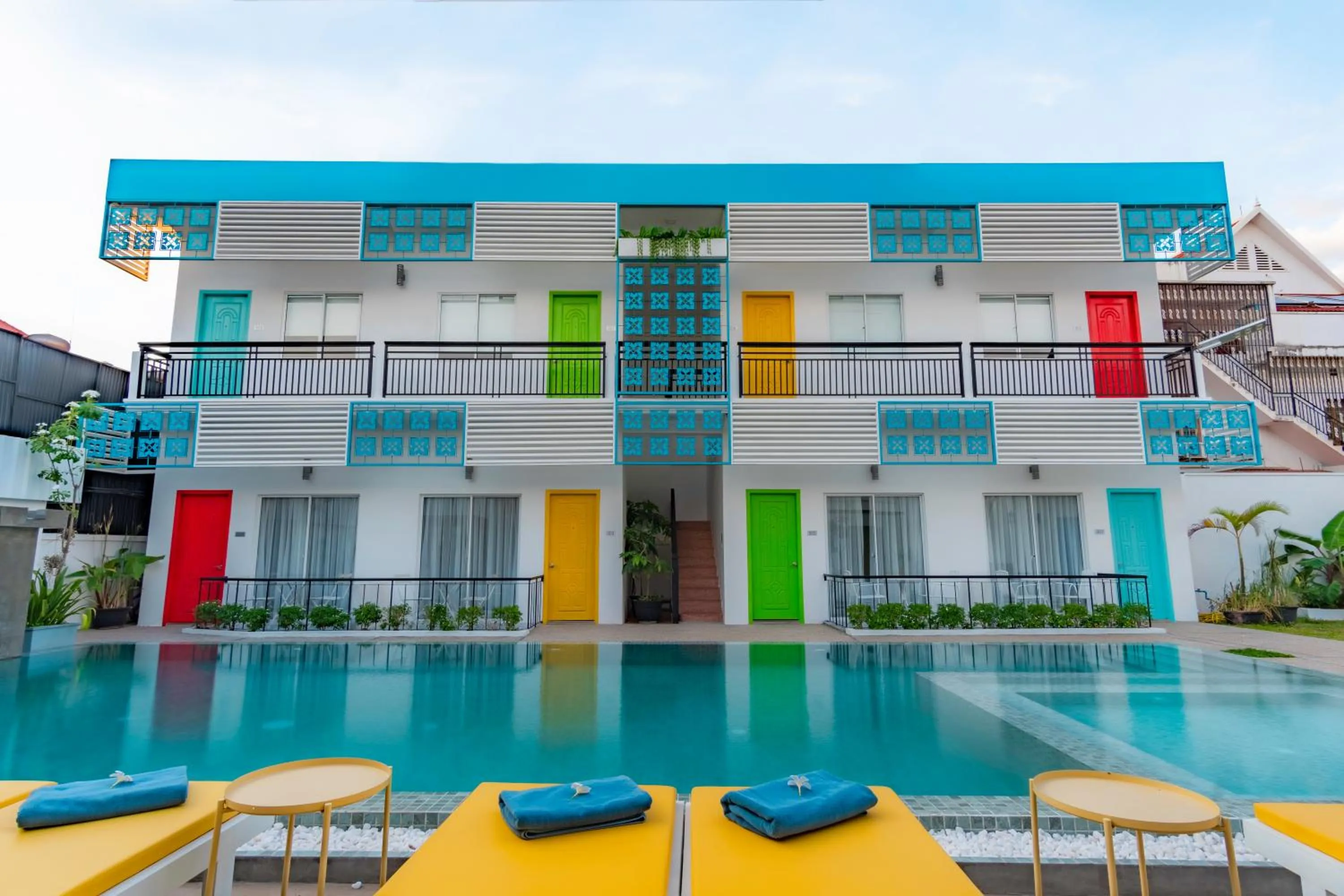 Property building in Glow Inn Siem Reap