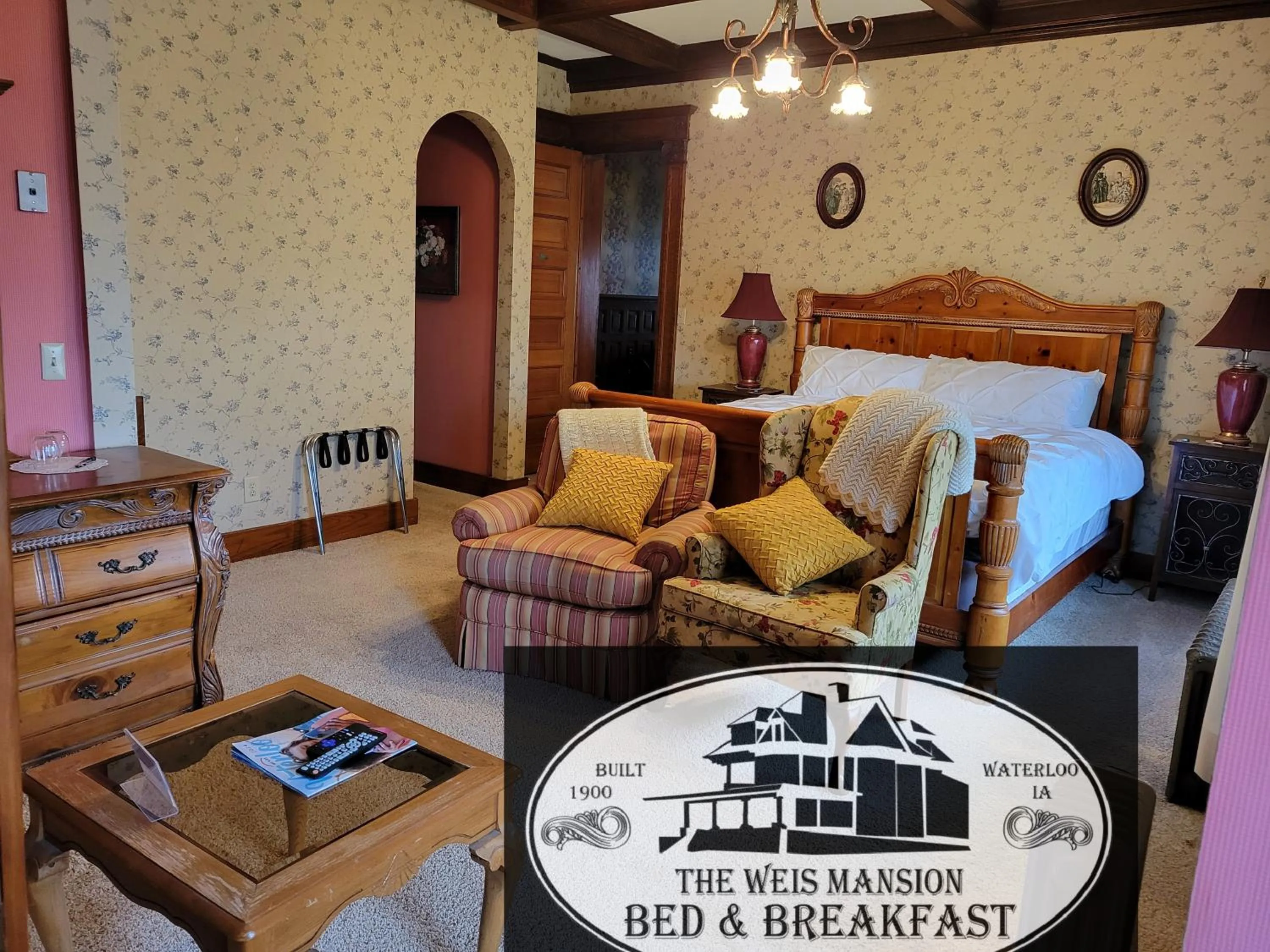 Bedroom, Bed in The Weis Mansion Bed and Breakfast