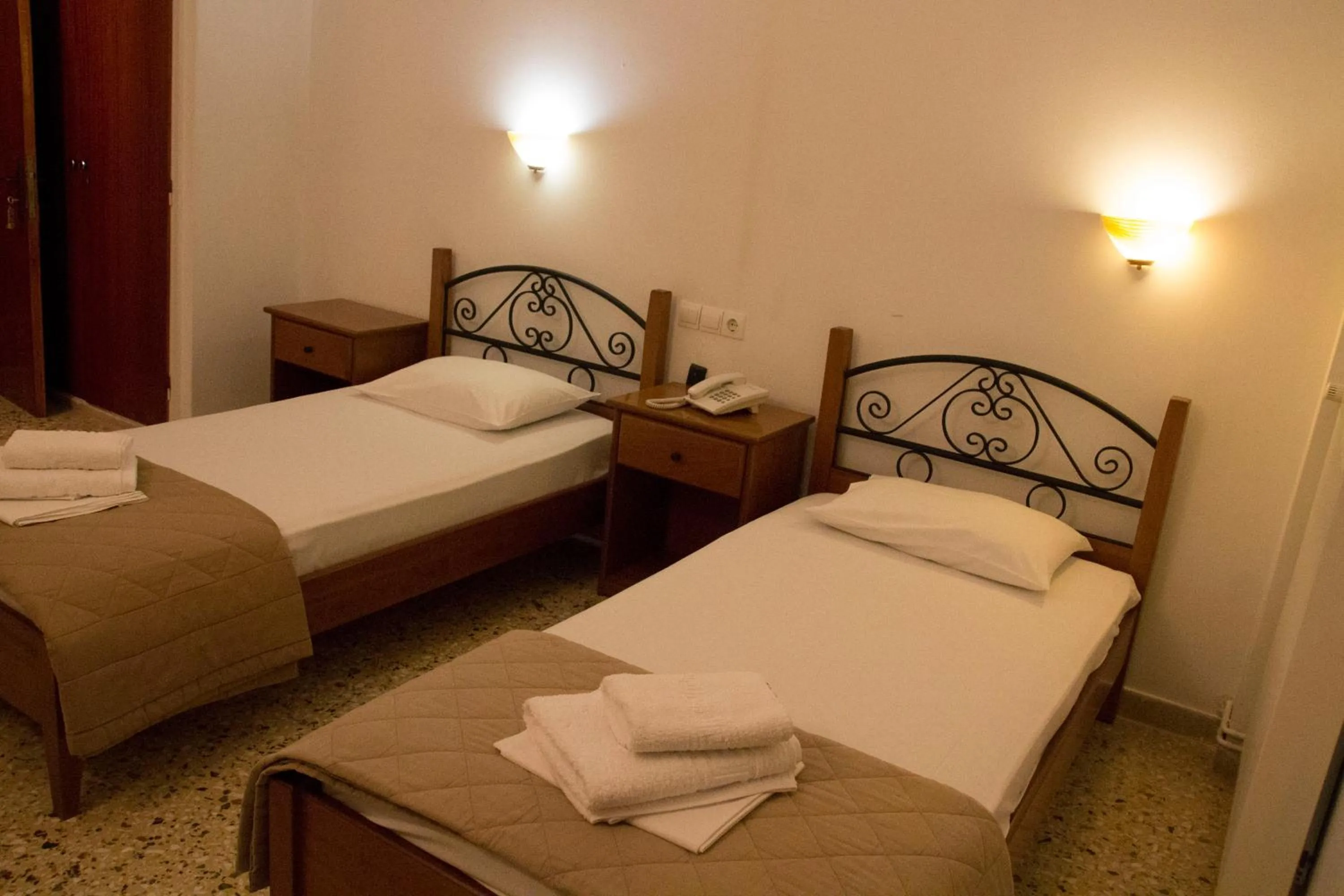 Photo of the whole room, Bed in Anixis Hotel