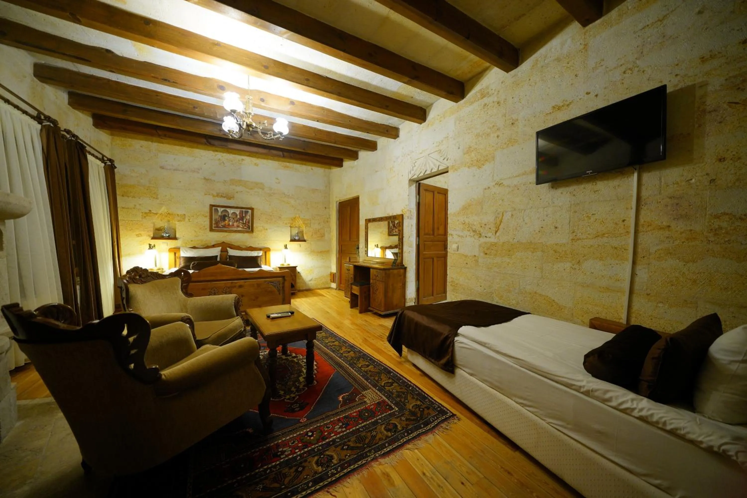 Bed in Harman Cave Hotel