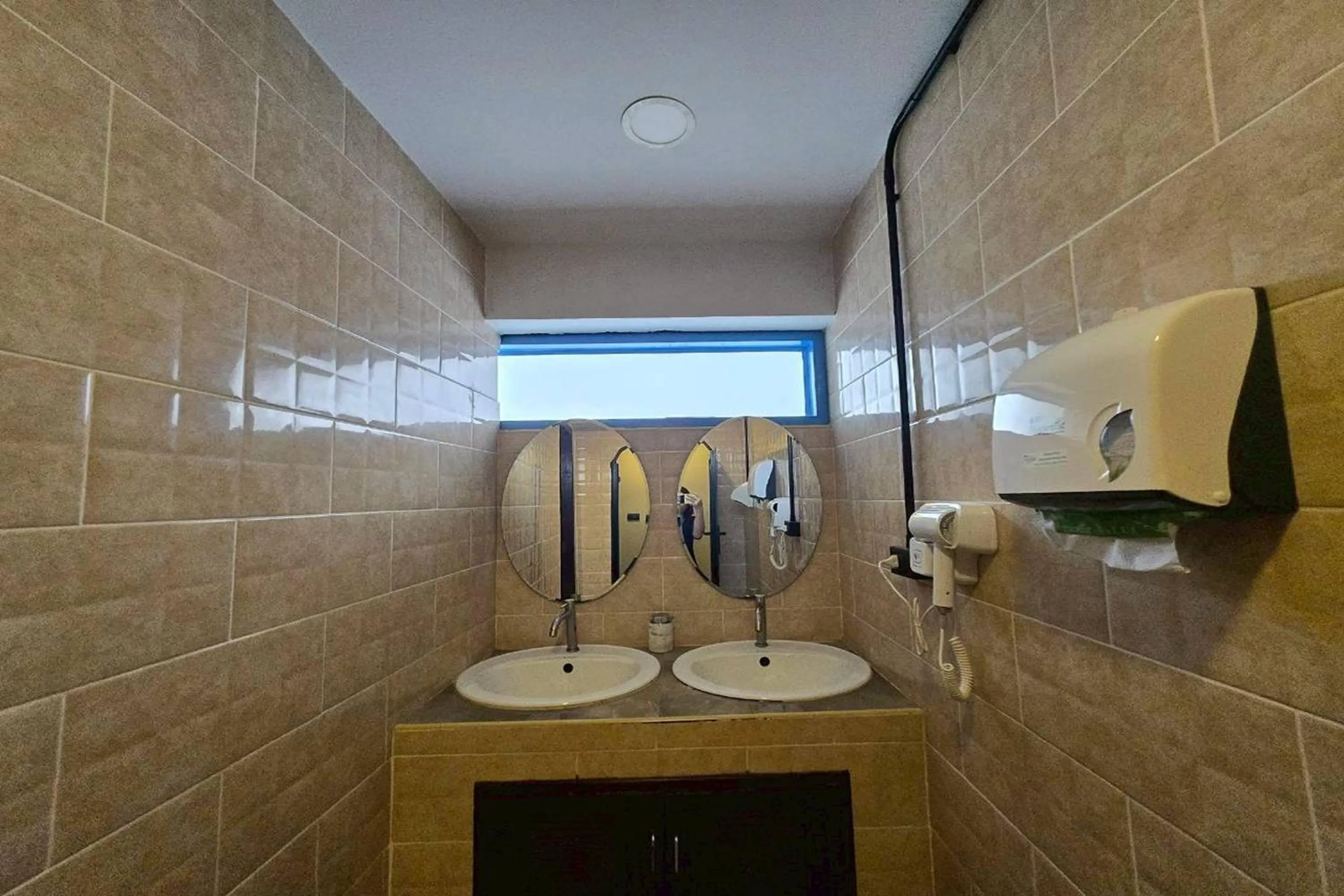 Shower in Central Guesthouse Chiang Rai