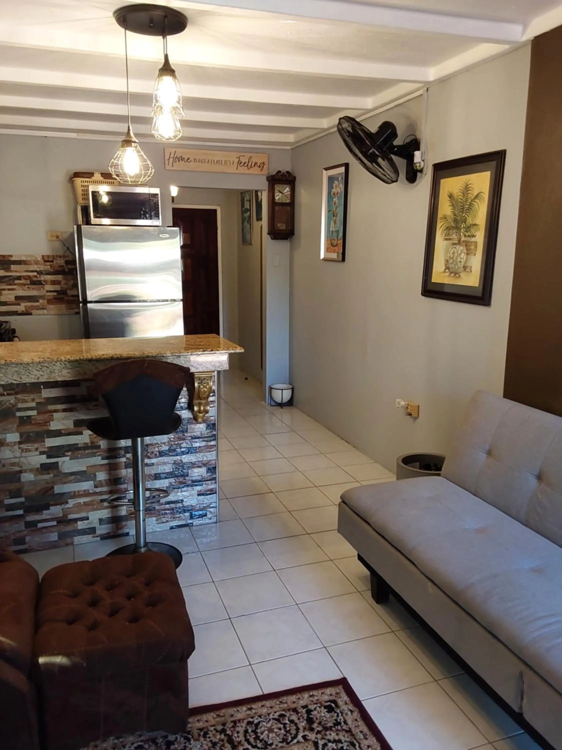 Zipcode Hideaway Guesthouse