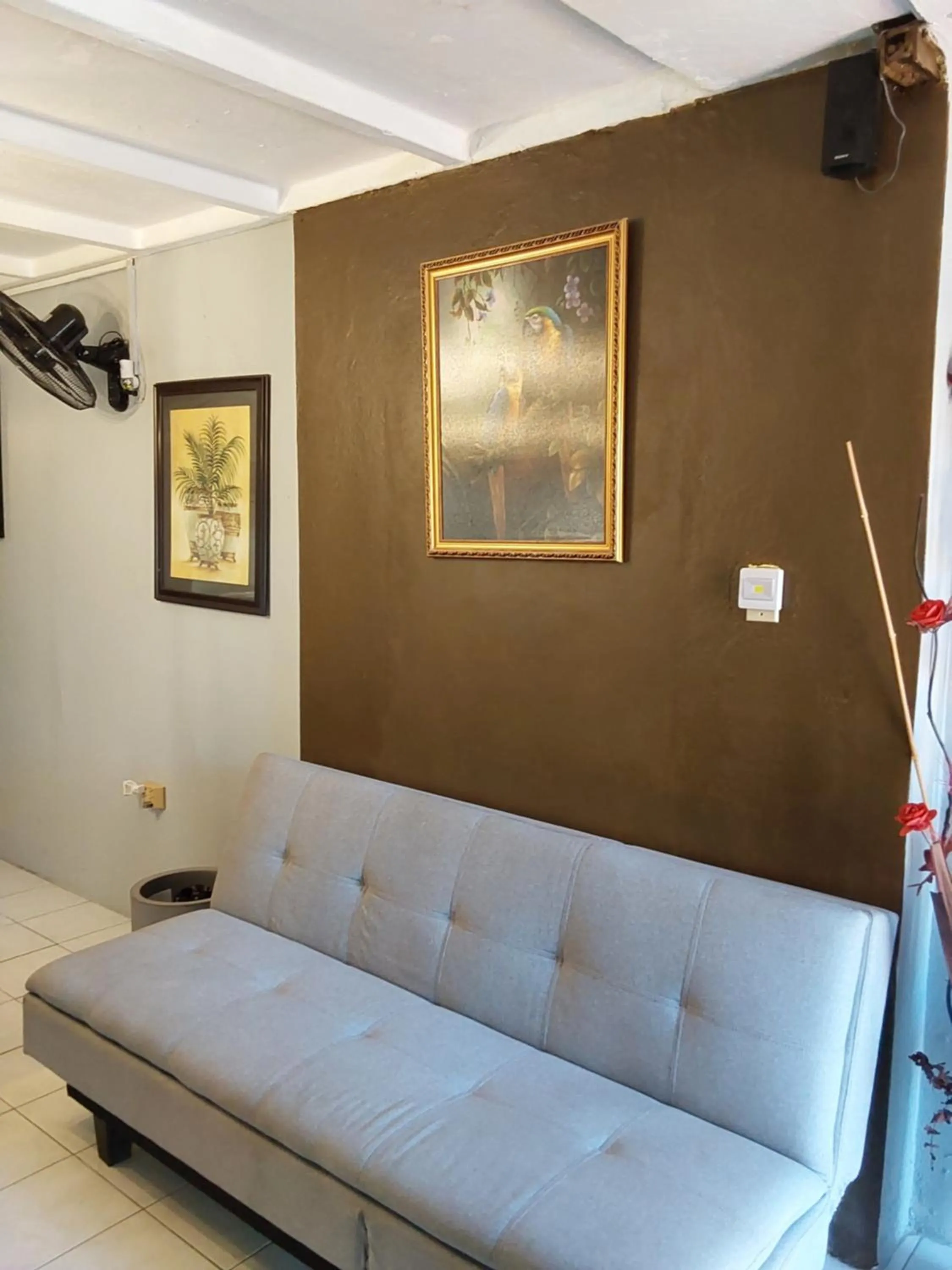 Zipcode Hideaway Guesthouse