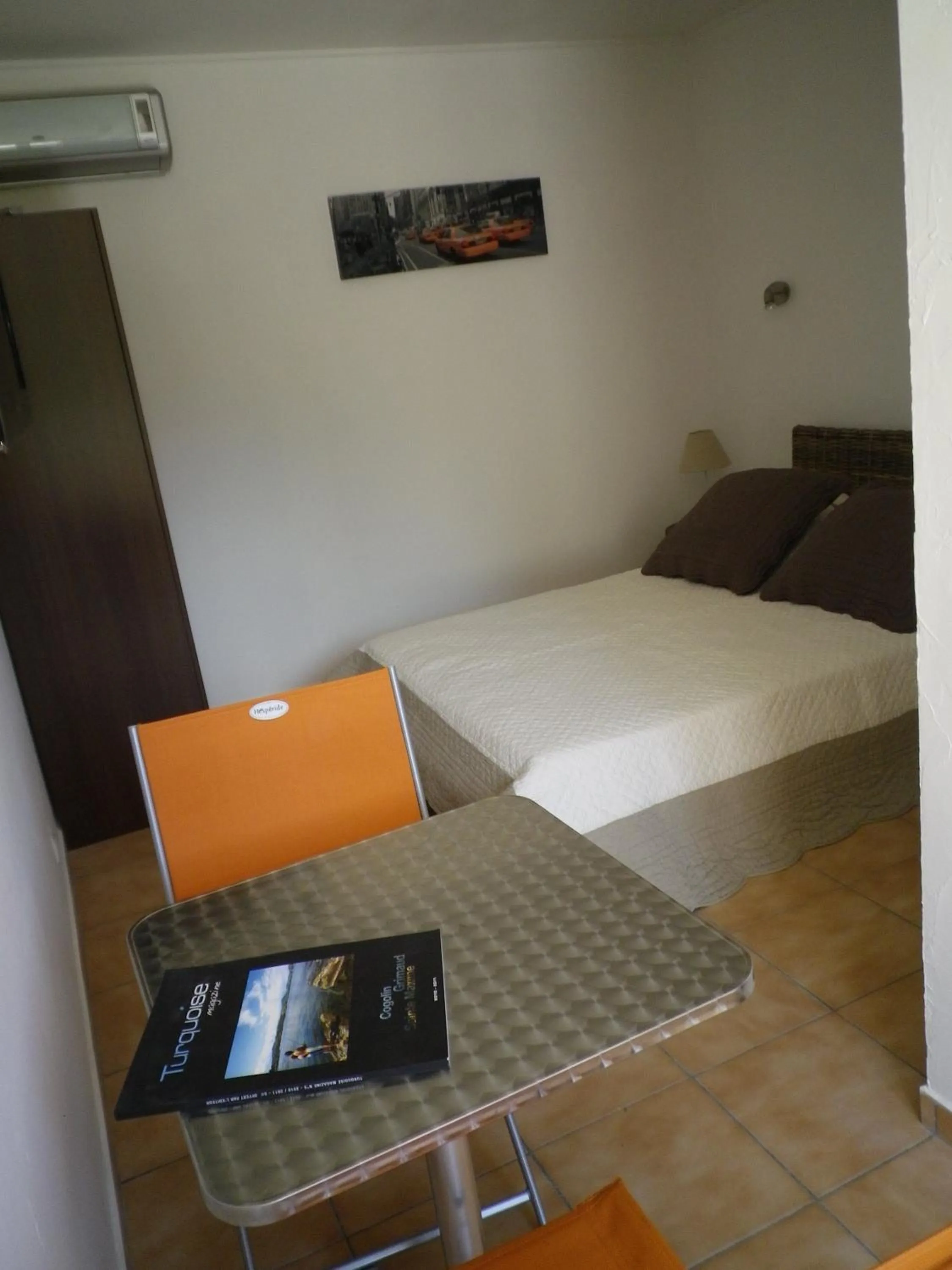 Photo of the whole room in Chambres d'hôtes Villa Alizé