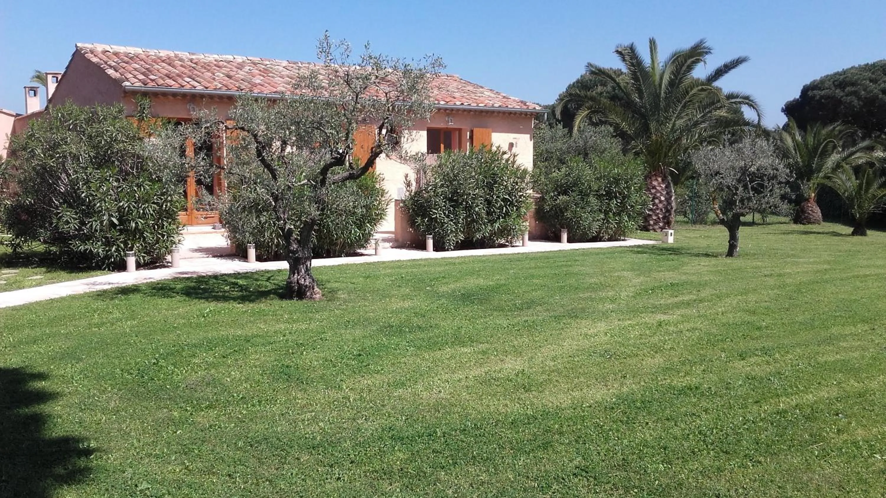 Property building in Chambres d'hôtes Villa Alizé