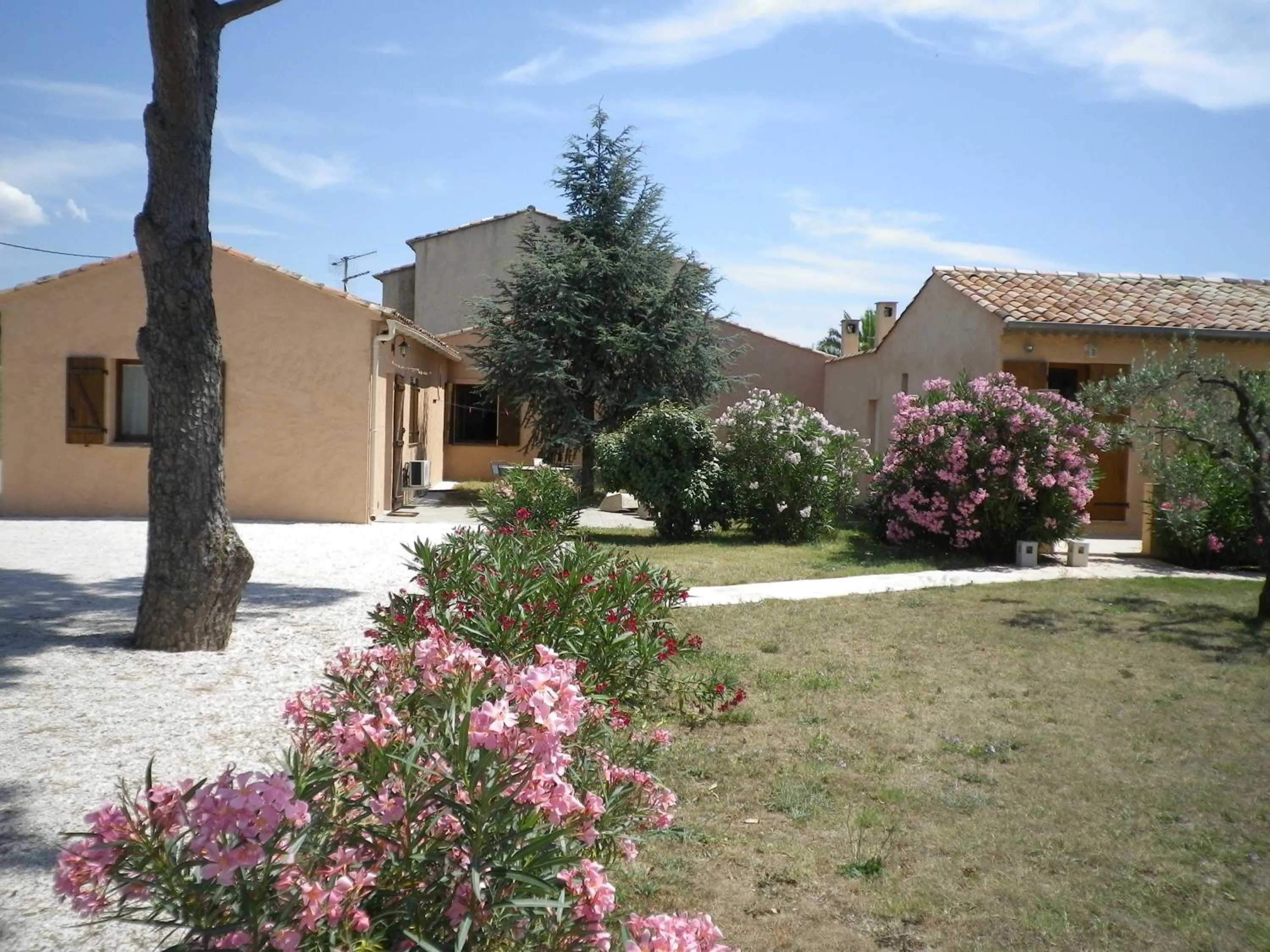 Property building in Chambres d'hôtes Villa Alizé