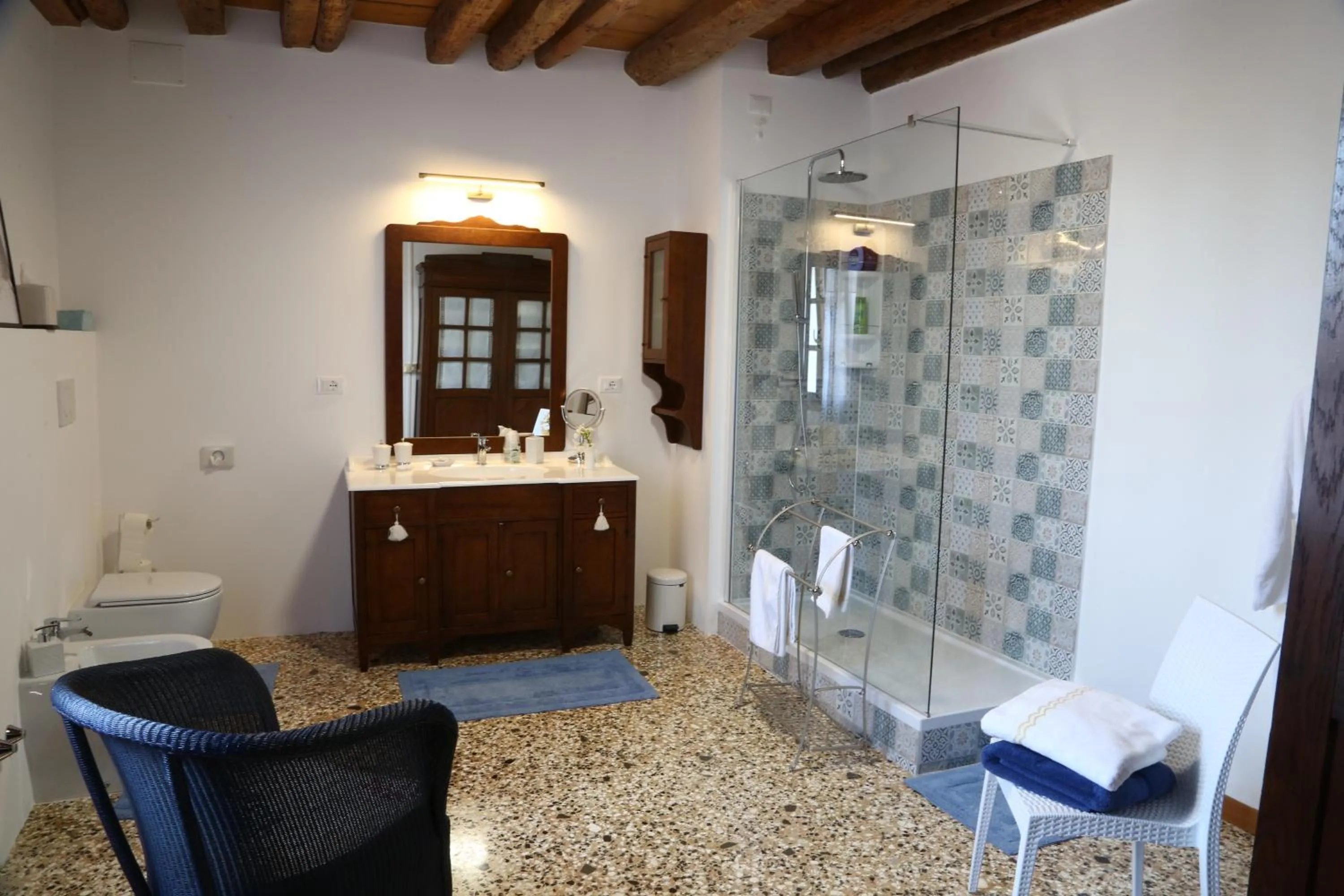 Shower in Palazzo Strassoldo bed & breakfast
