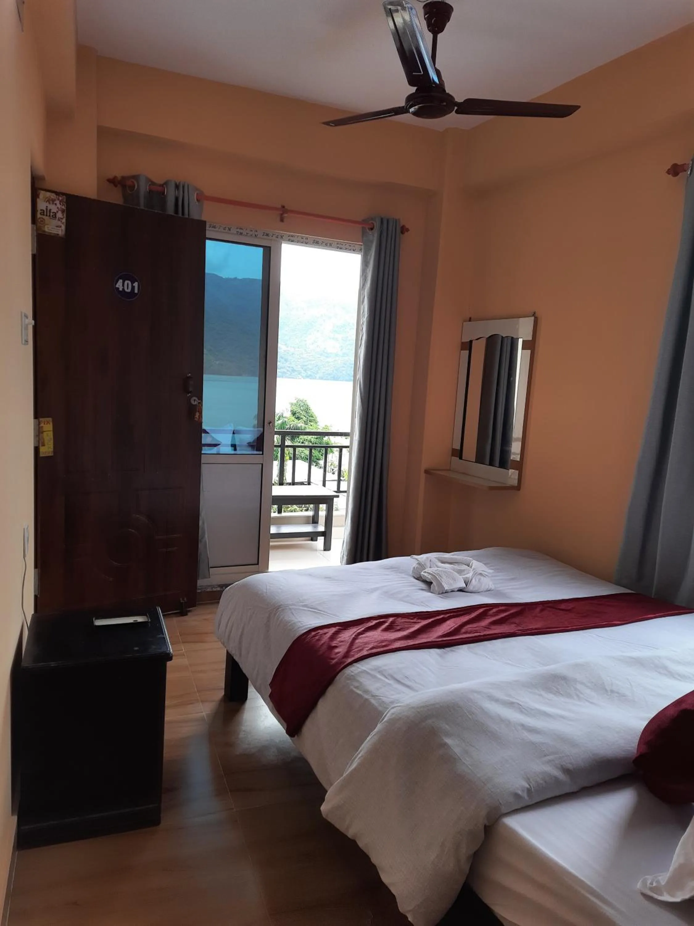 Bed in The Eagle Zone