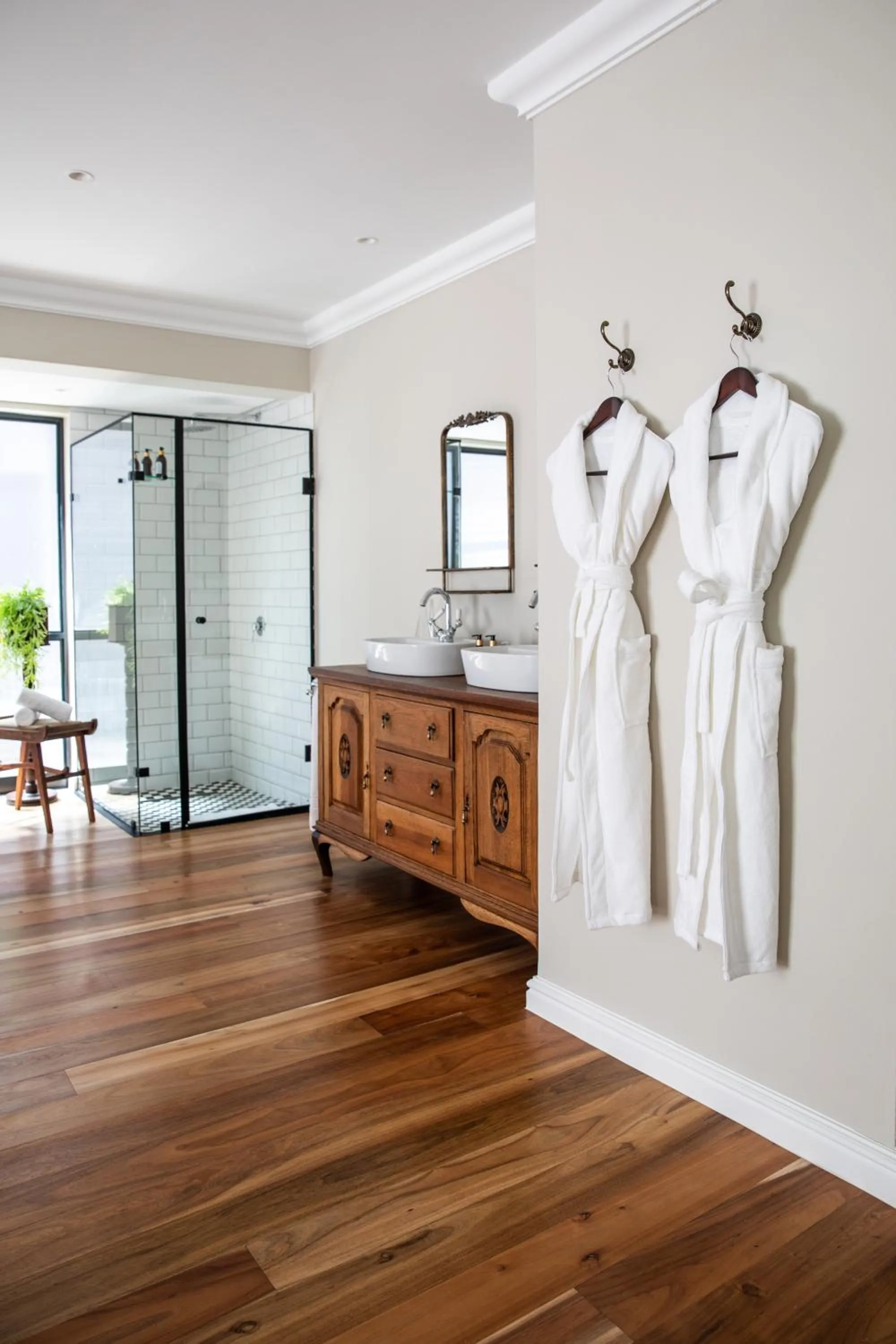 Shower in The Hawthorn Boutique Hotel
