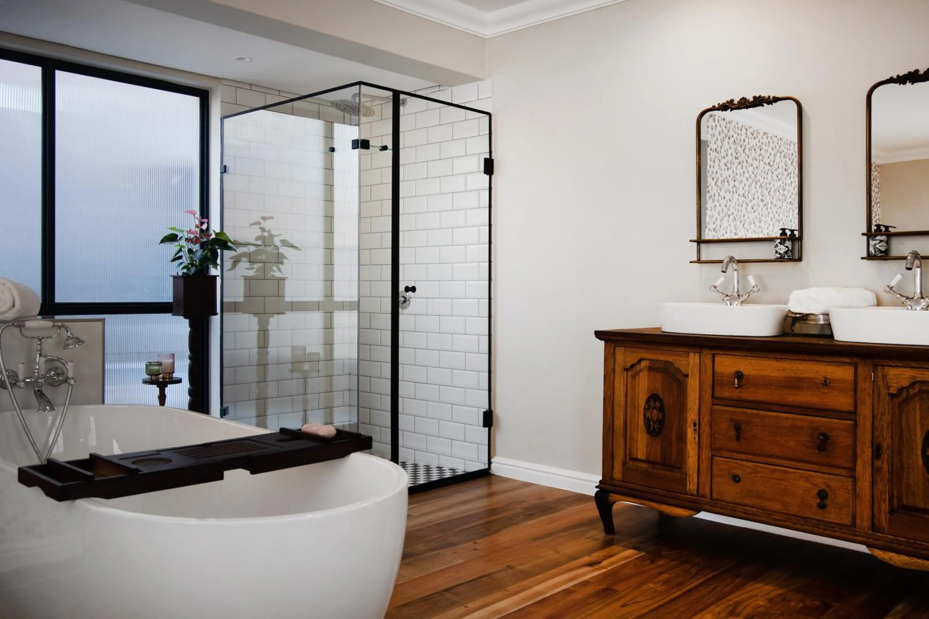 Shower in The Hawthorn Boutique Hotel