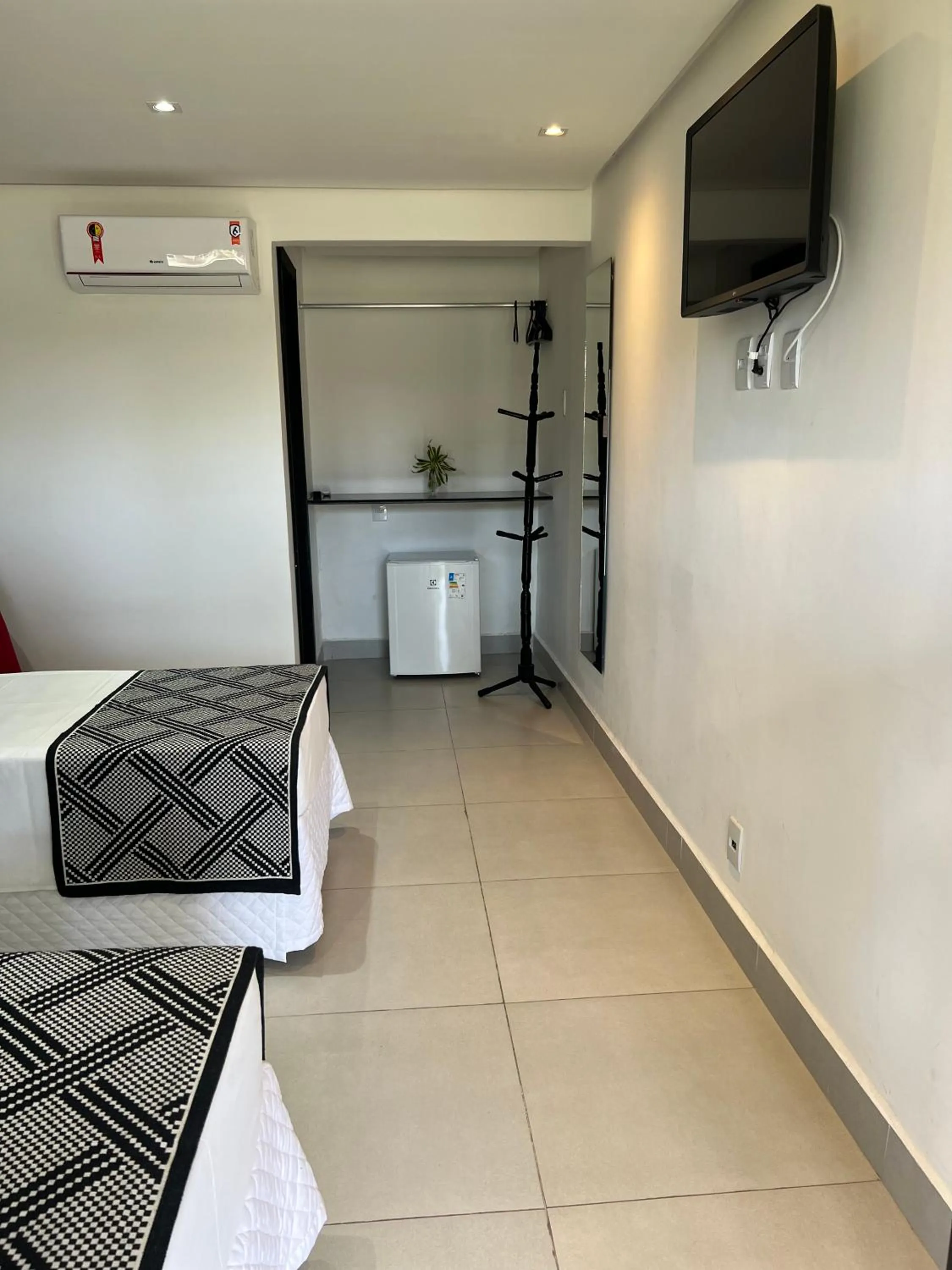 Photo of the whole room in BEIRA MAR PRAIA HOTEL - ORLA - Praia de Taperapuan