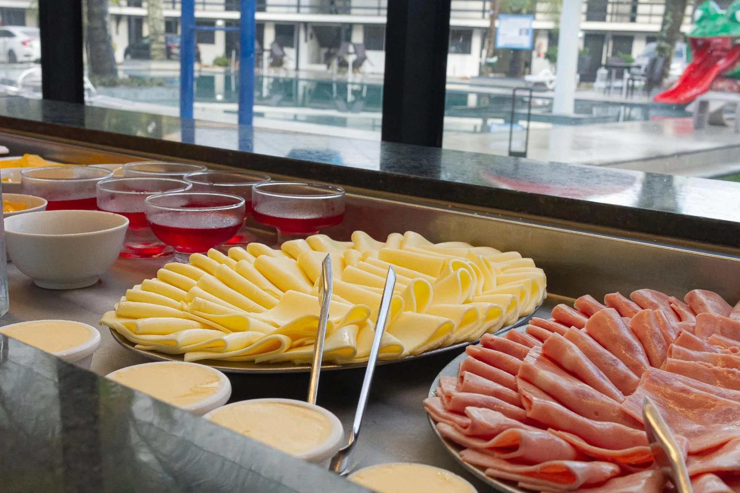 Breakfast in BEIRA MAR PRAIA HOTEL - ORLA - Praia de Taperapuan
