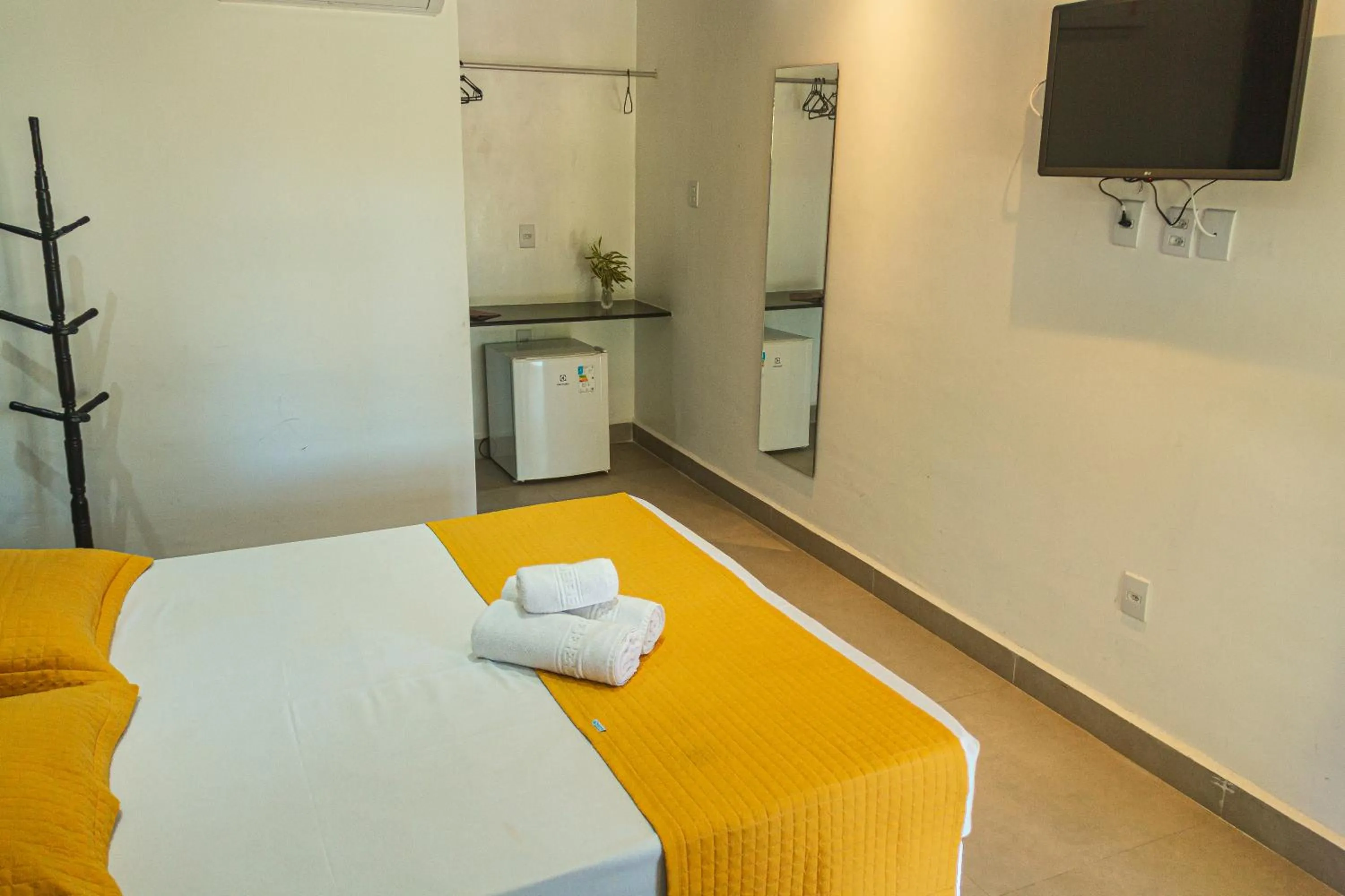 Bed in BEIRA MAR PRAIA HOTEL - ORLA - Praia de Taperapuan