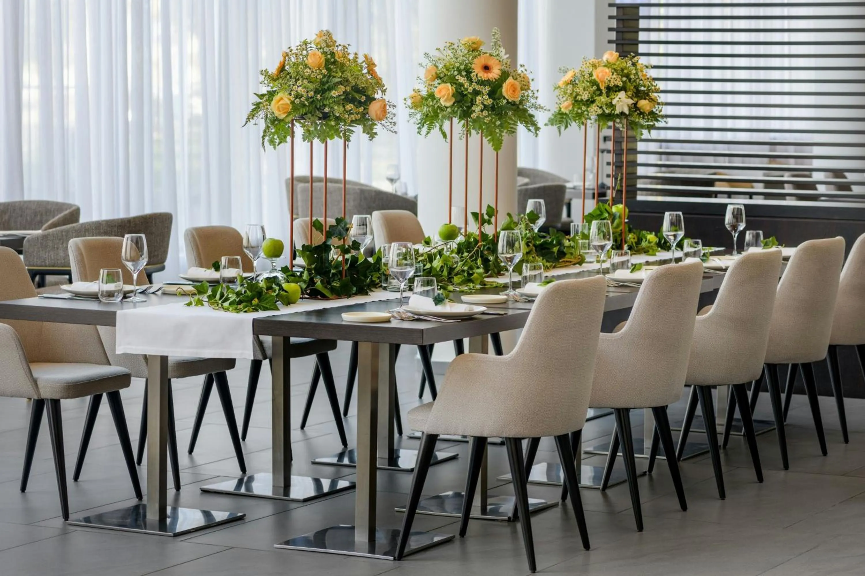 Restaurant/places to eat in AC Hotel by Marriott Milan Sesto