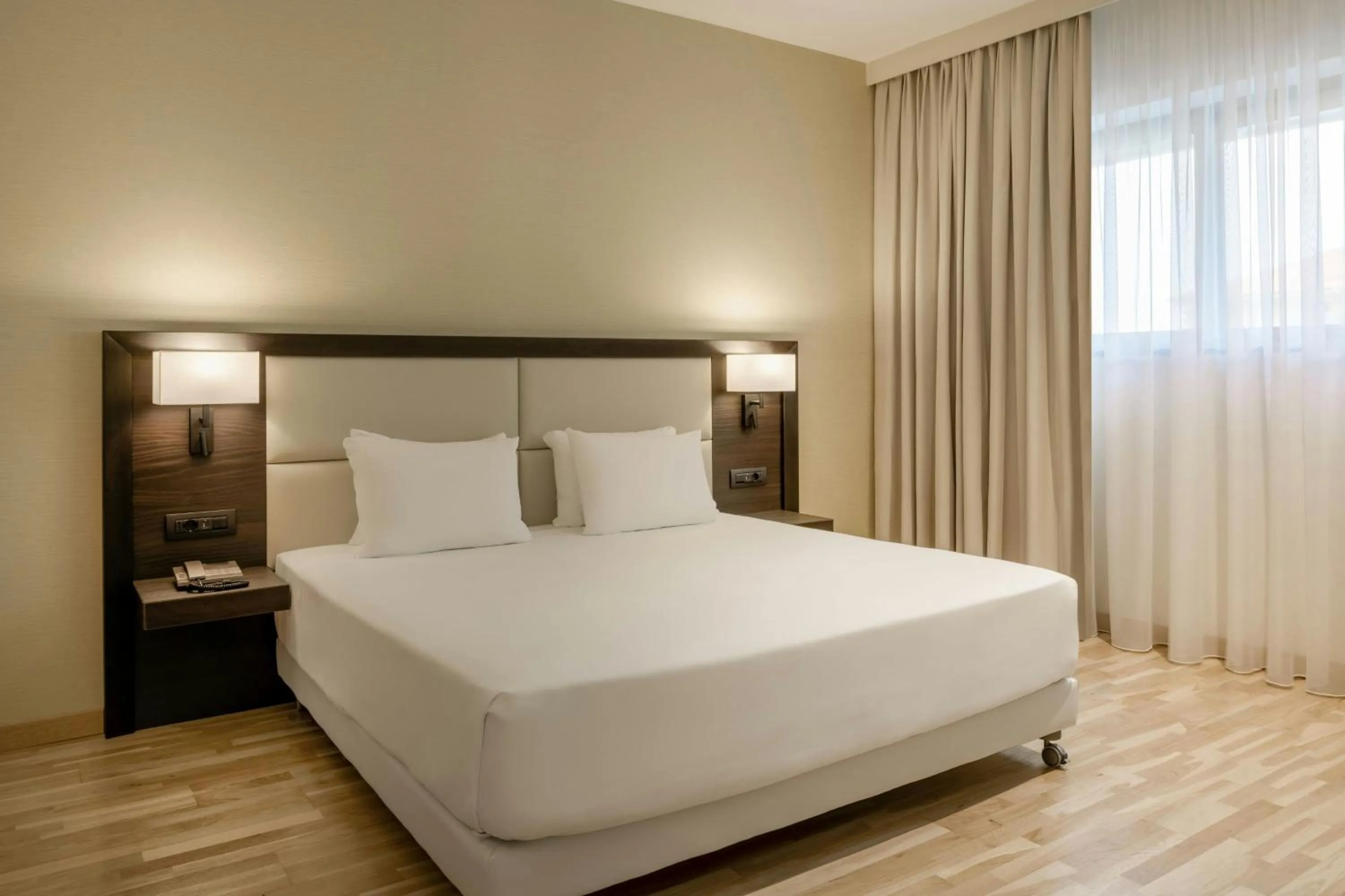 Photo of the whole room, Bed in AC Hotel by Marriott Milan Sesto