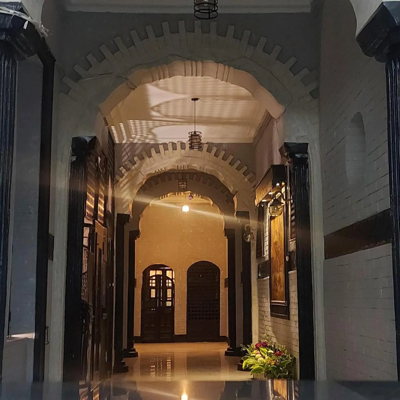 Facade/entrance in Gresham Hotel