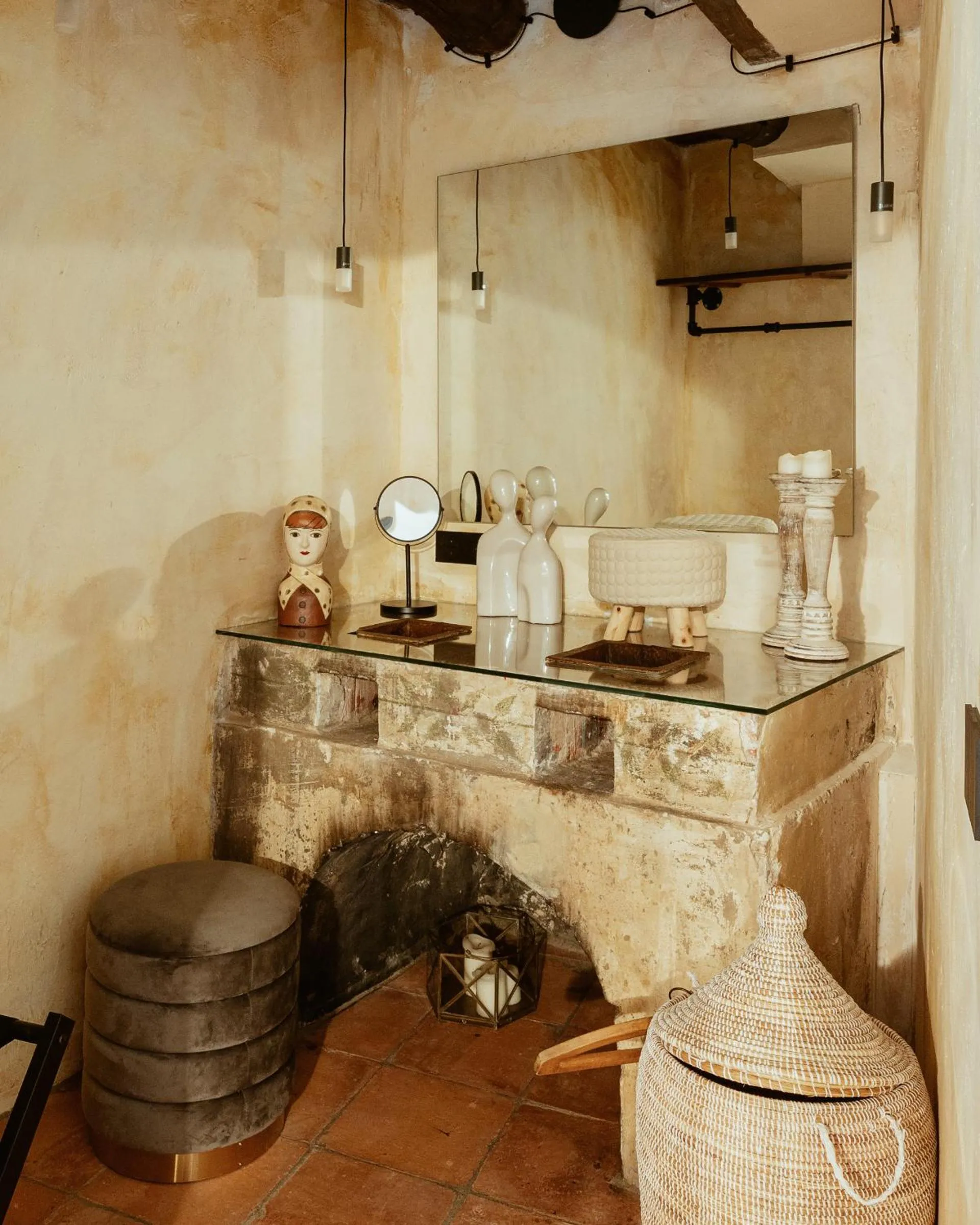 Decorative detail in Castello di Rocca Cilento