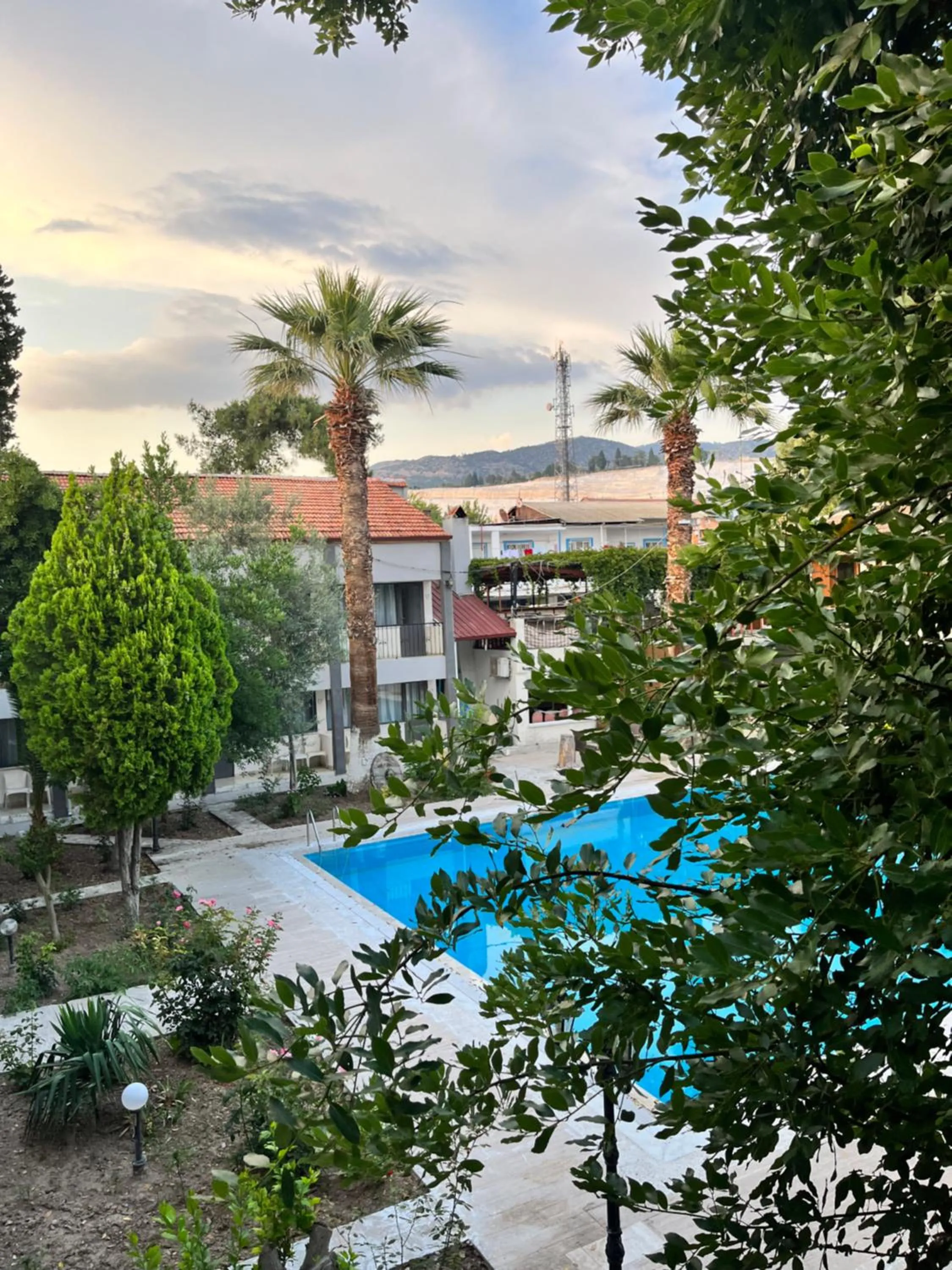 Garden in ARTEMİS YÖRÜK OTEL OLD TOWN PAMUKKALE