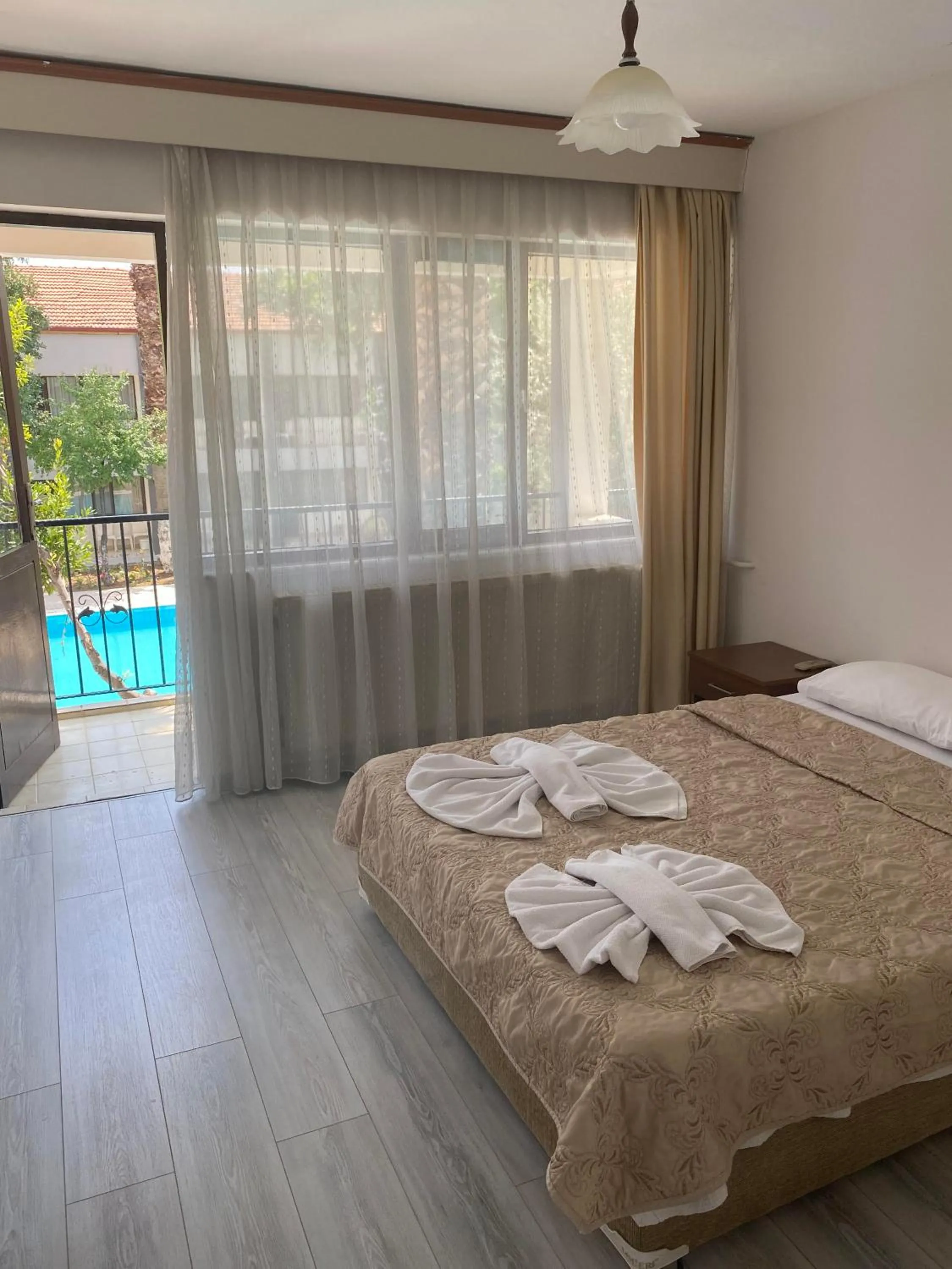 Bed in ARTEMİS YÖRÜK OTEL OLD TOWN PAMUKKALE