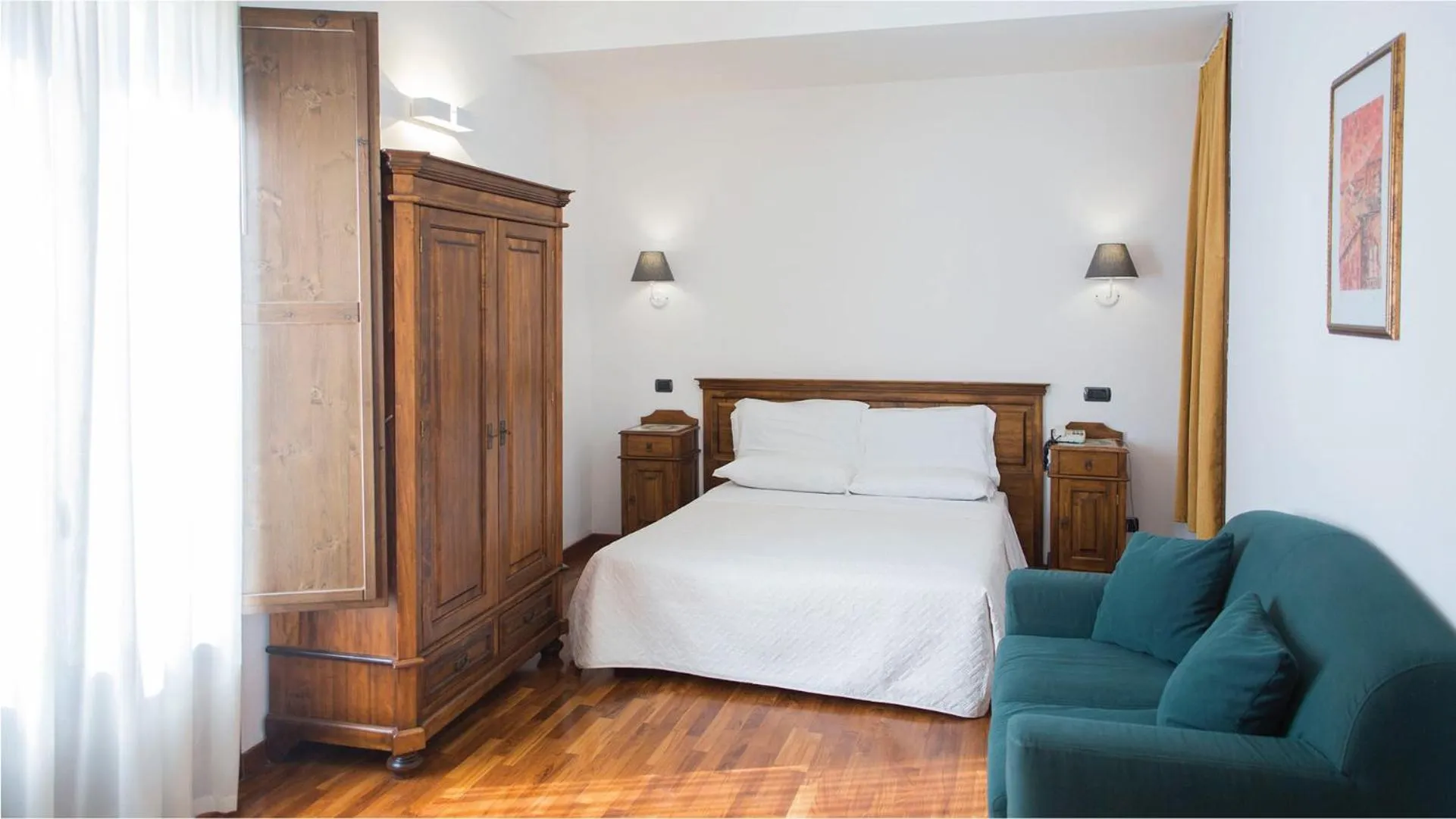 Photo of the whole room, Bed in Hotel La Piazzetta