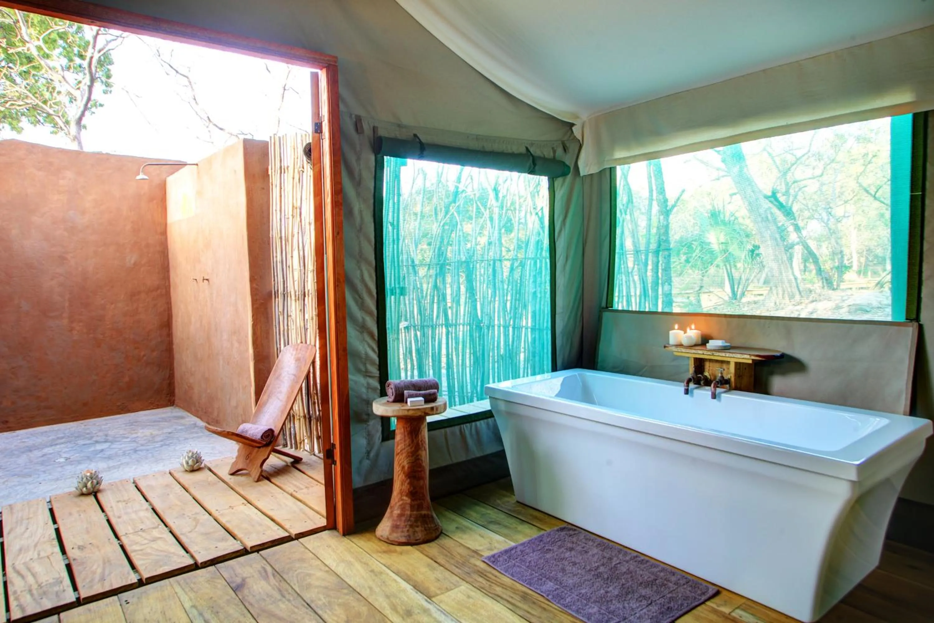 Bathroom, Bed in Fathala Wildlife Reserve