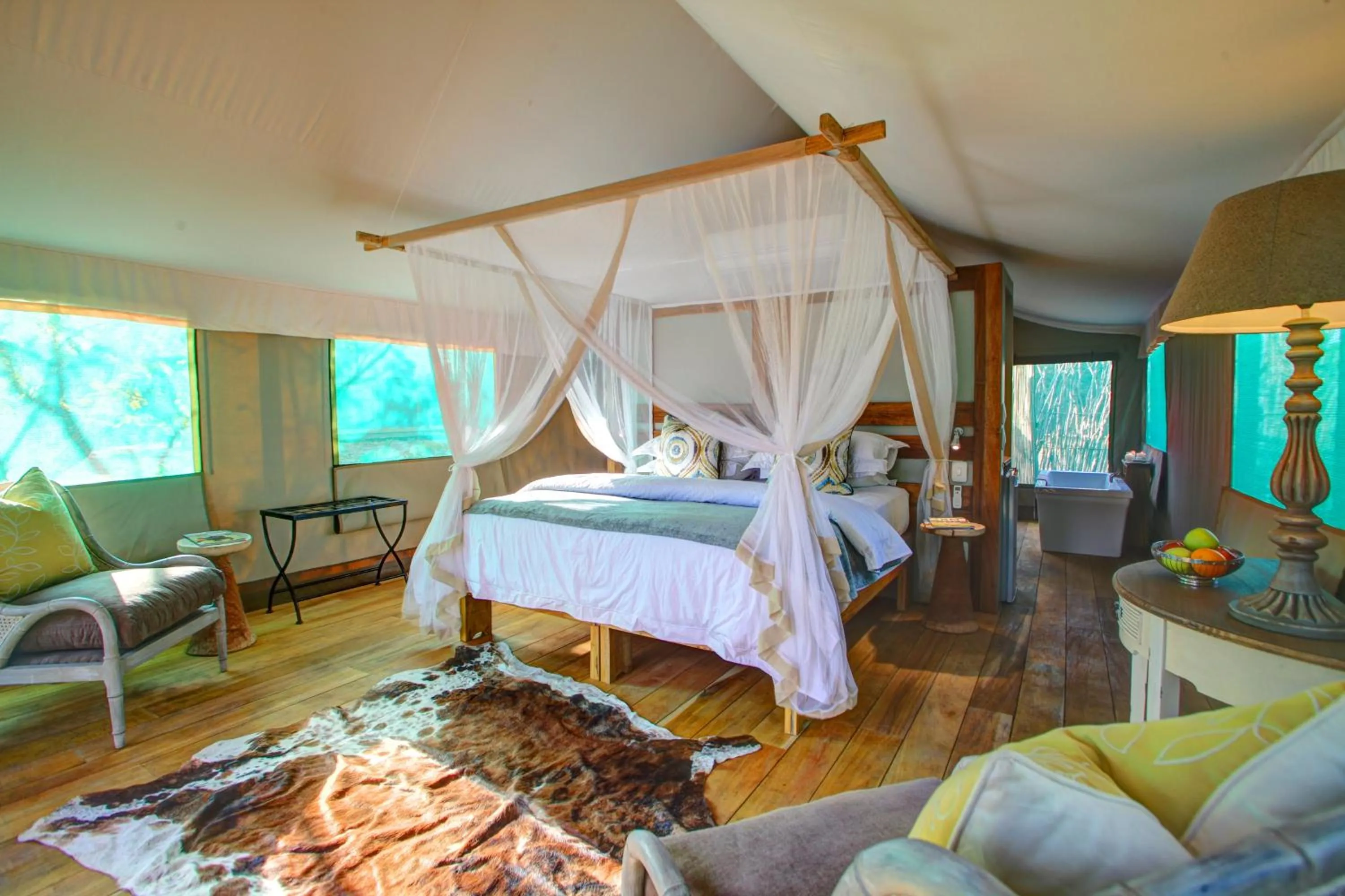 Bedroom, Bed in Fathala Wildlife Reserve
