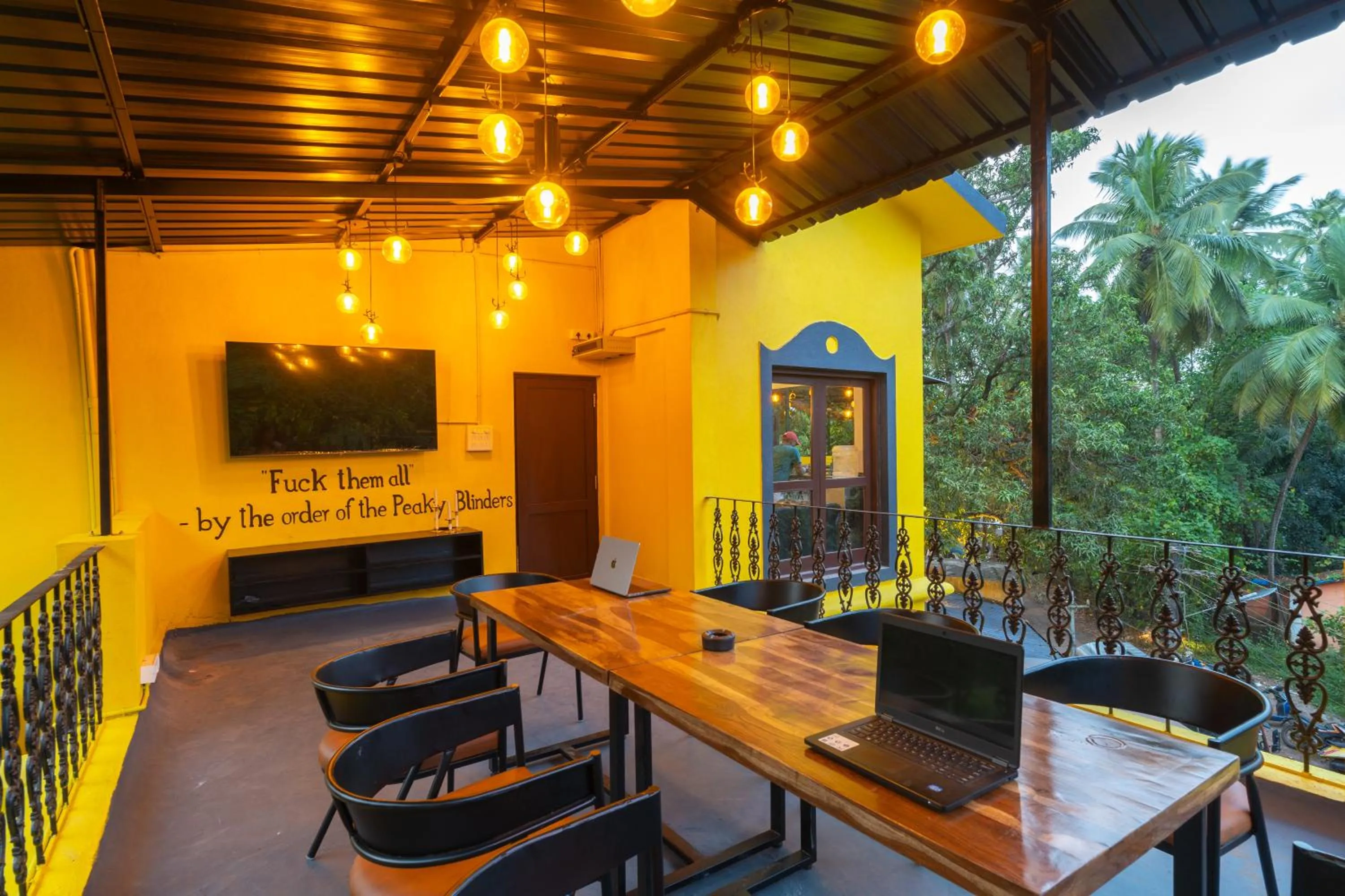 Dining area in Whoopers Boutique Hotel, Anjuna