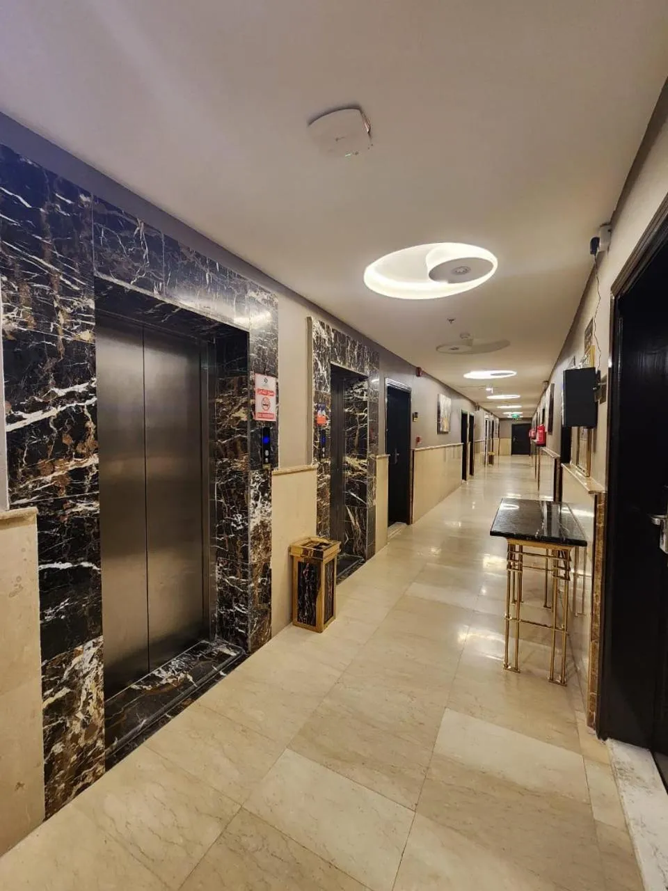 elevator in Shyan Hotel