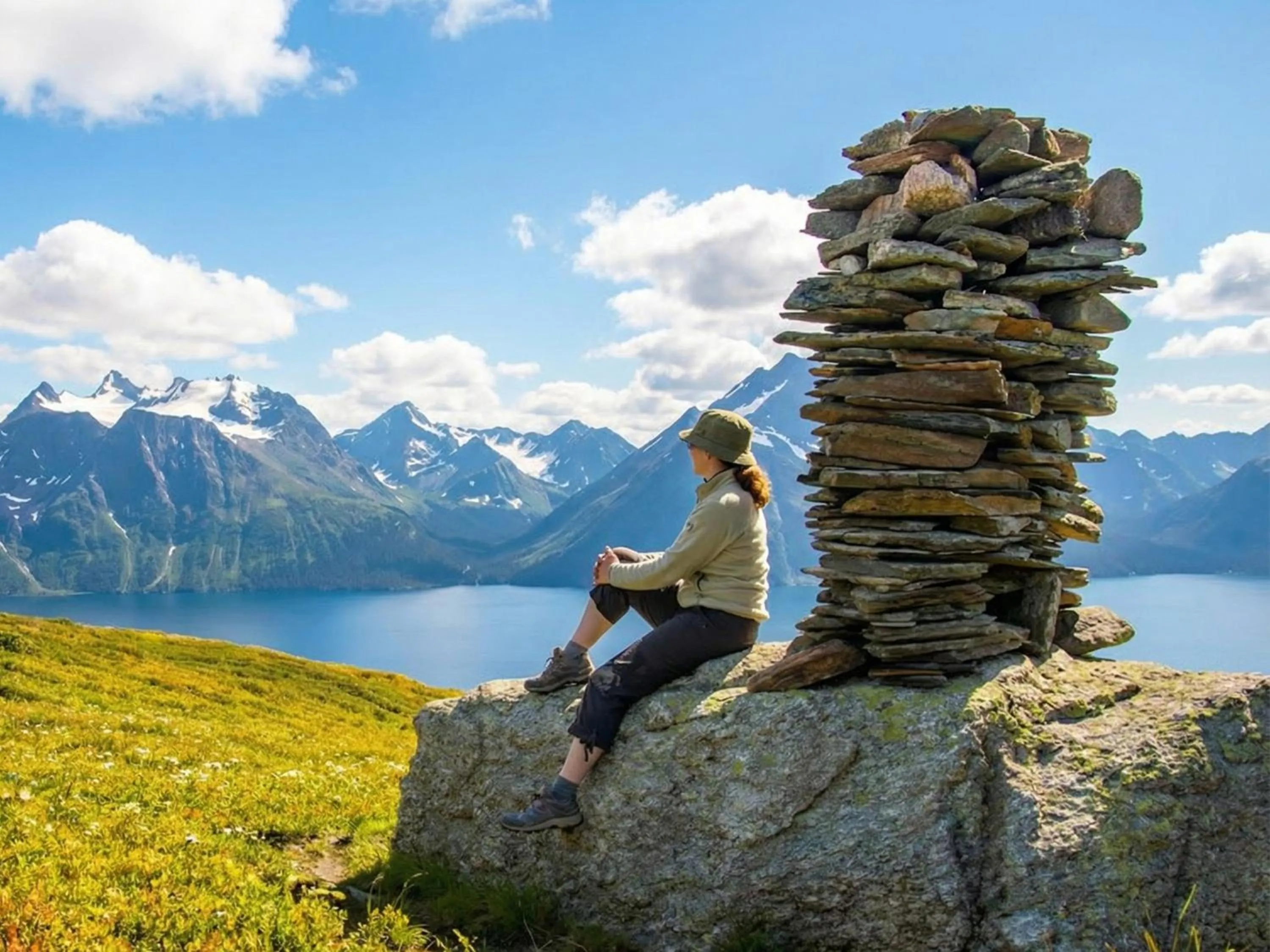 Activities in Arctic Panorama Lodge