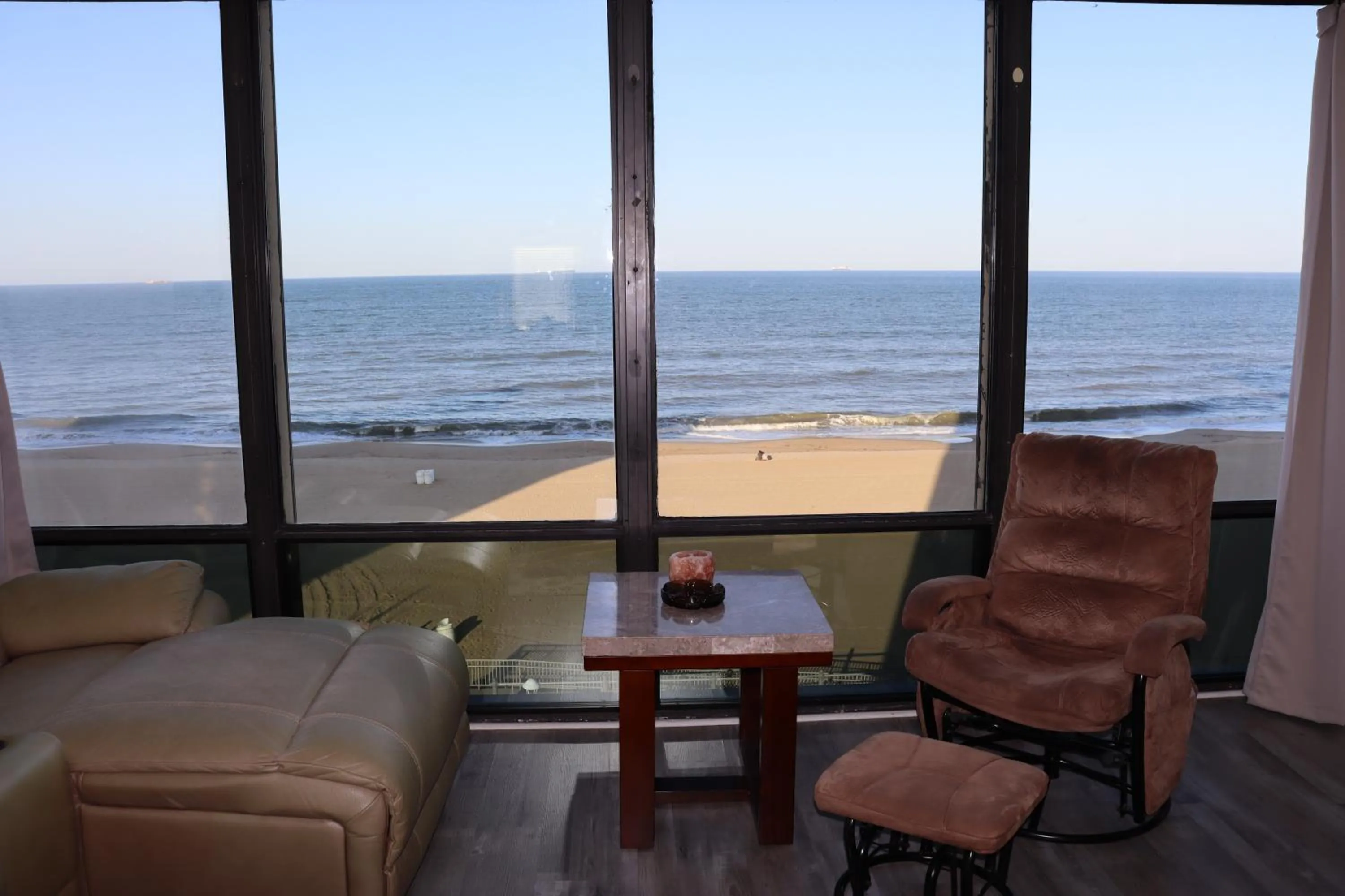 Living room in Beach Luxury Oceanfront