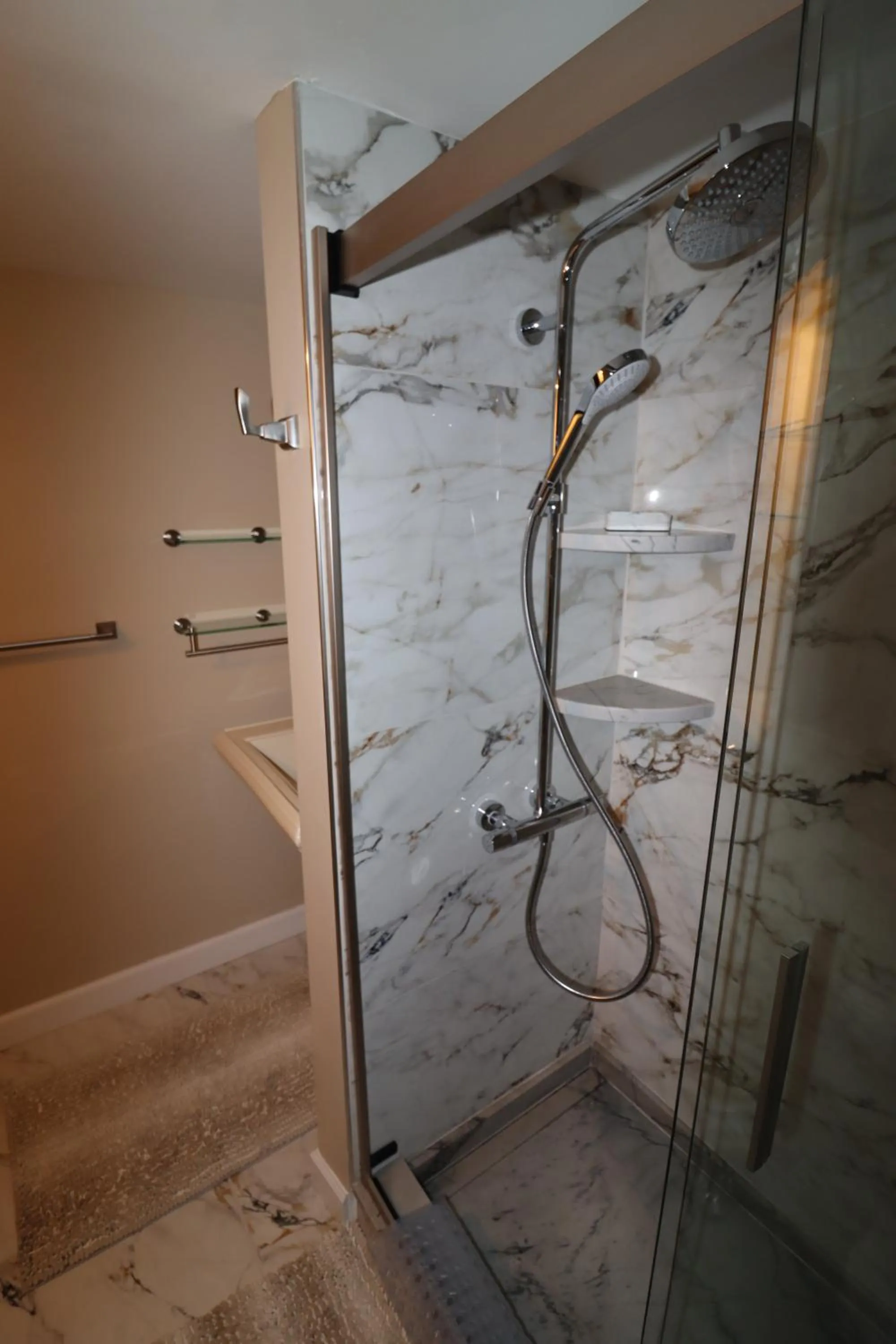 Shower in Beach Luxury Oceanfront