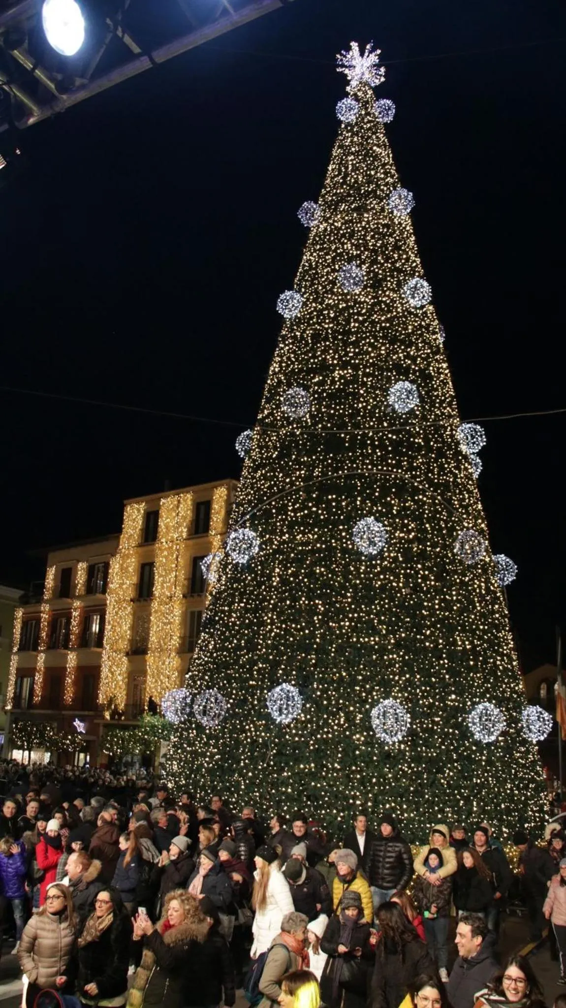 Landmark view in Blurooms