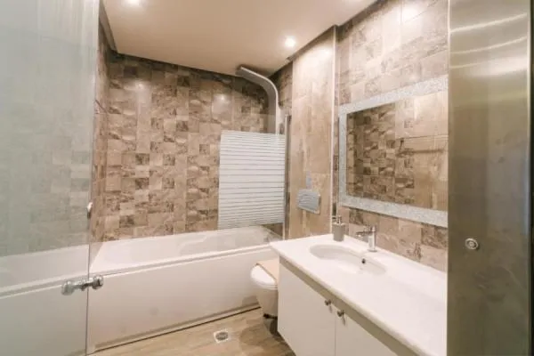 Bathroom in Giannis Village Resort