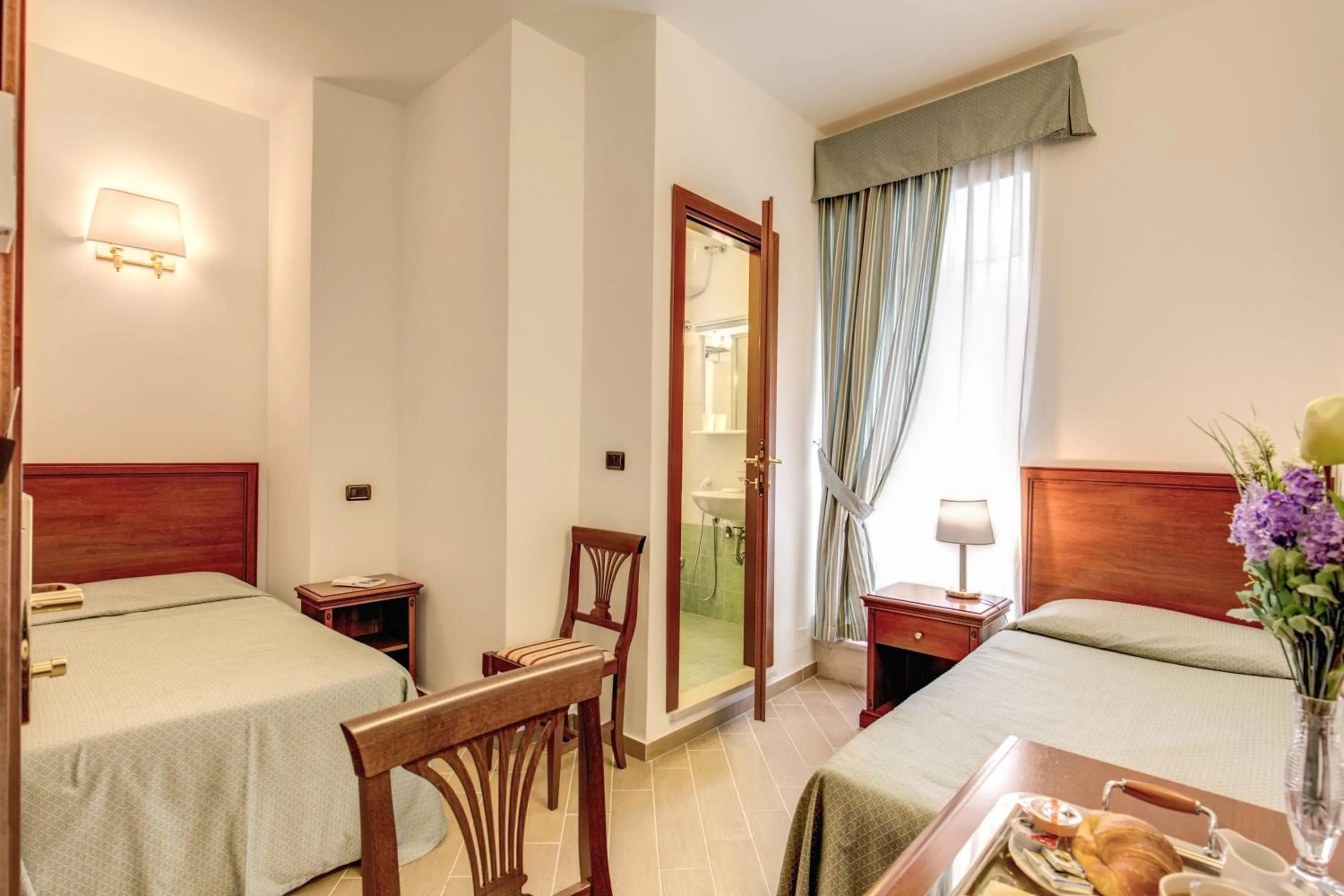 Photo of the whole room, Bed in Hotel Flavio