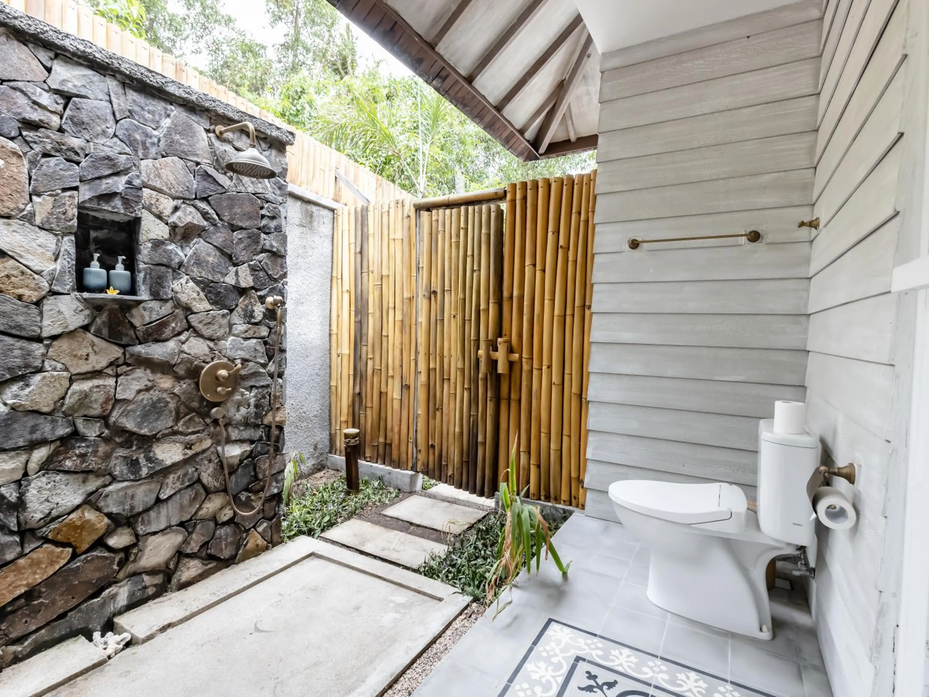 Toilet in Kardia Resort Gili Trawangan A Pramana Experience