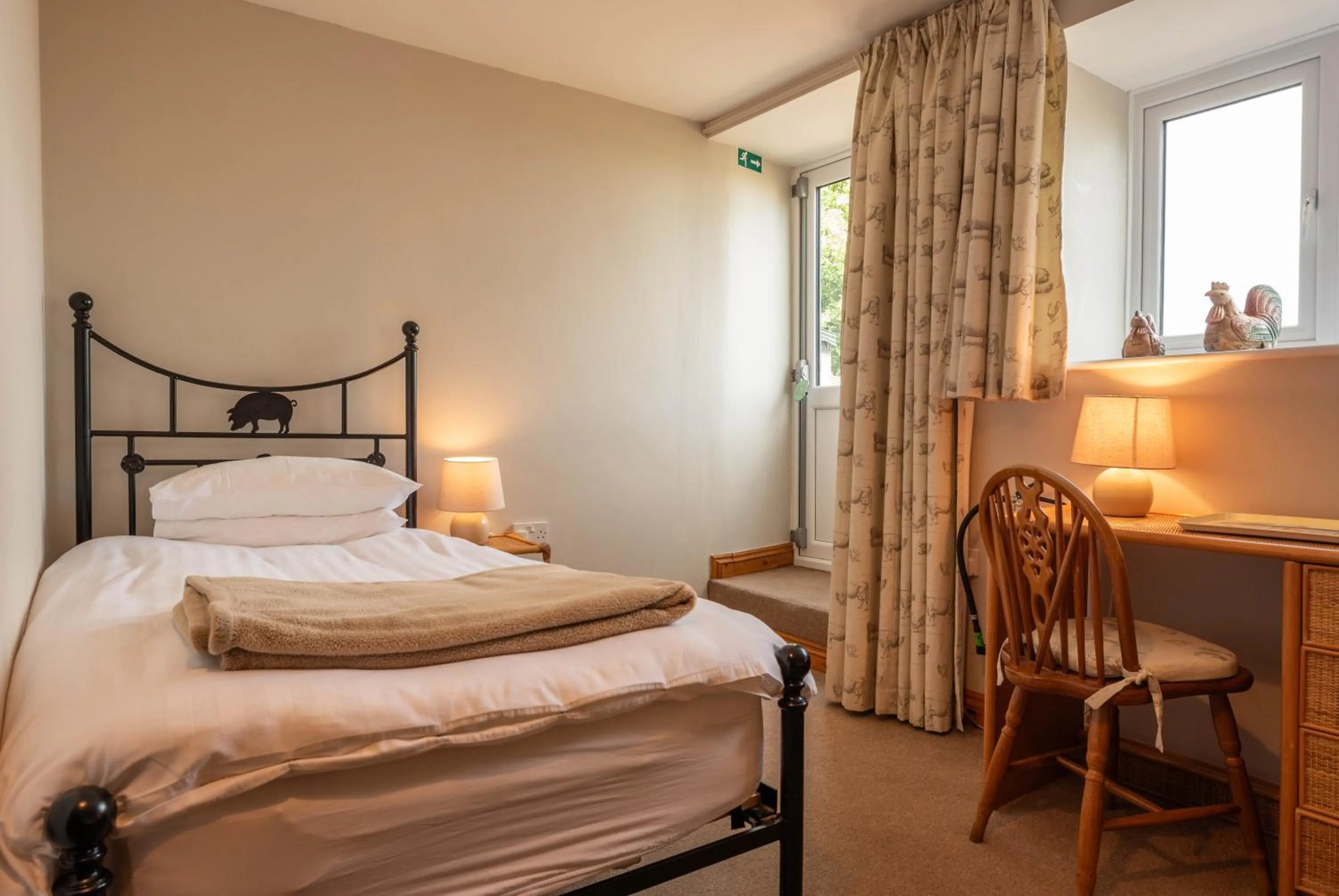 Bedroom, Bed in Rye Hill Farm