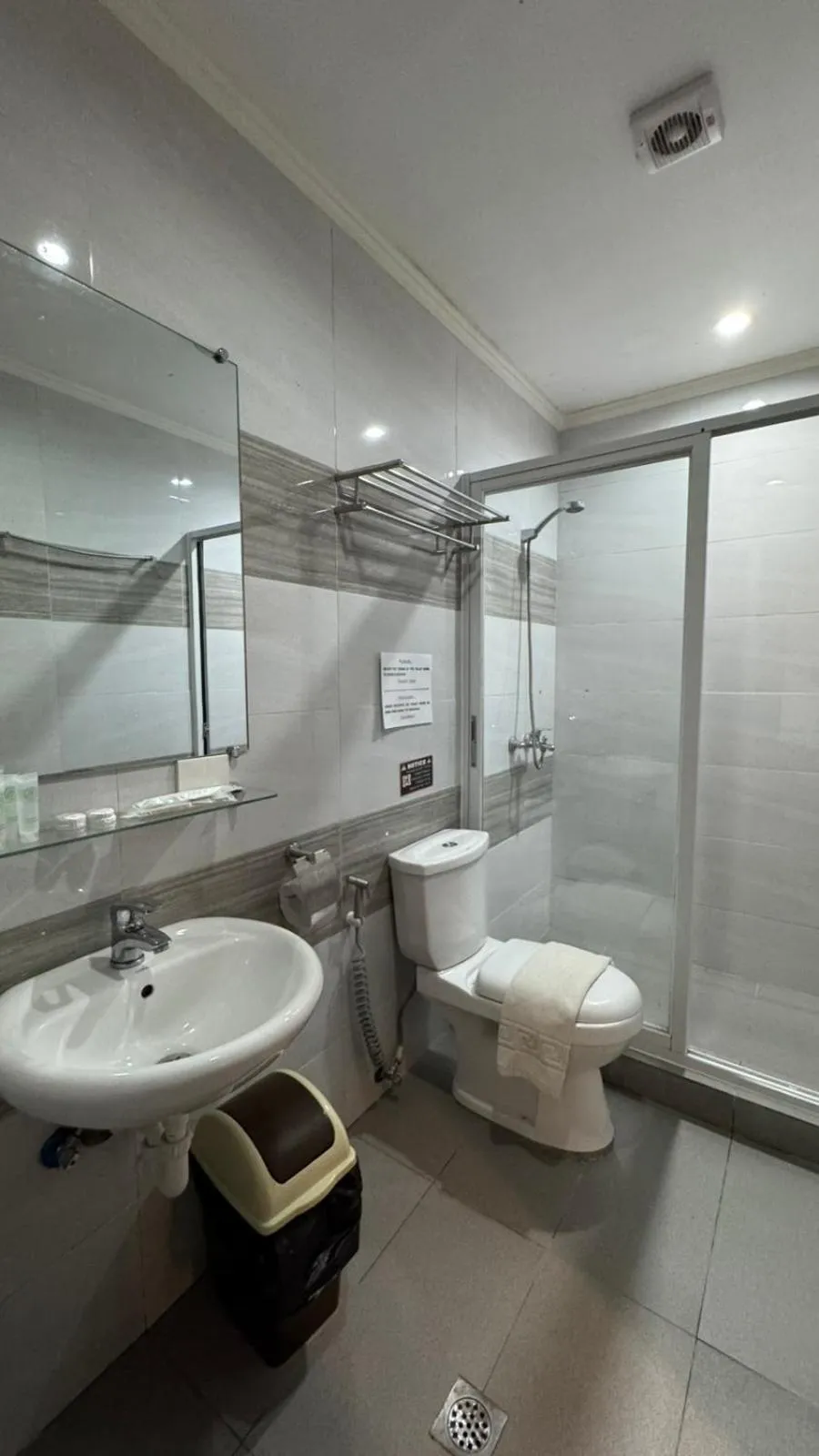 Elliannah Pines Hotel