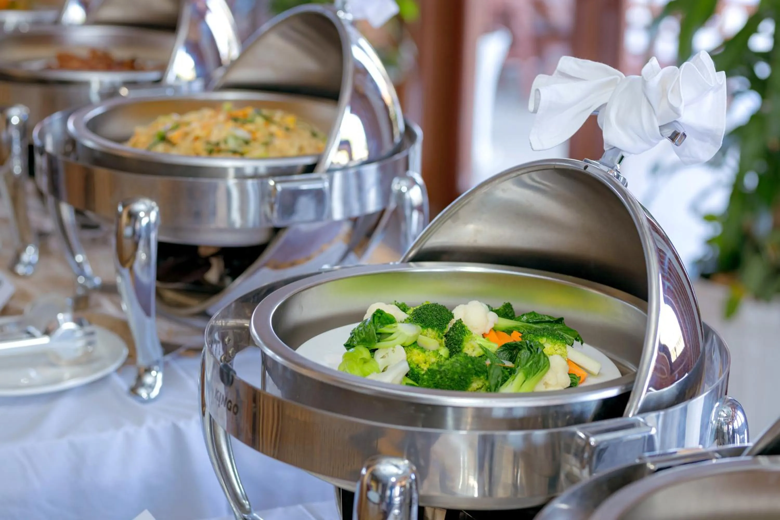 Food in KNN Luxury Hill