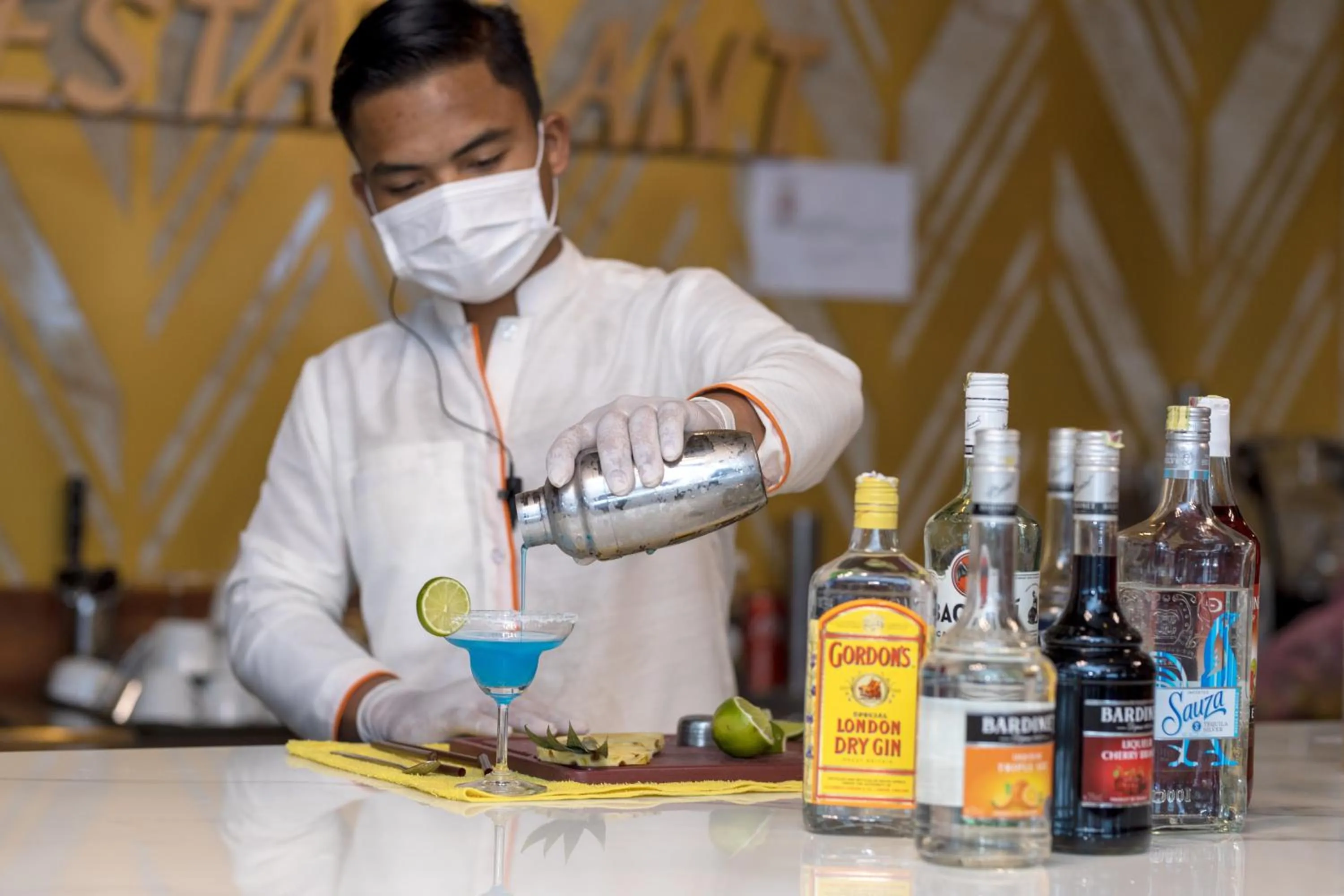 People in KNN Luxury Hill