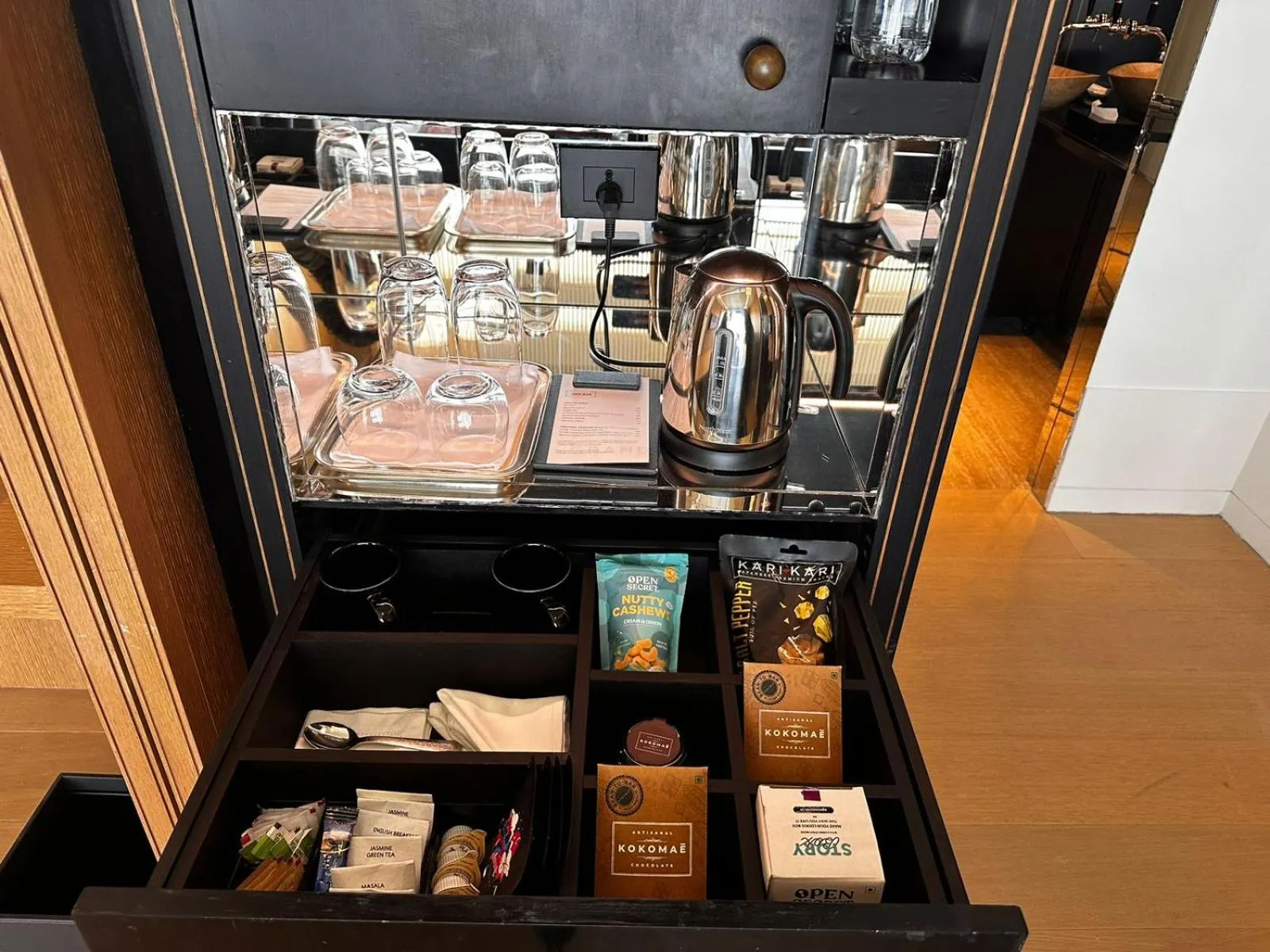 oven in Grand Hyatt Gurgaon