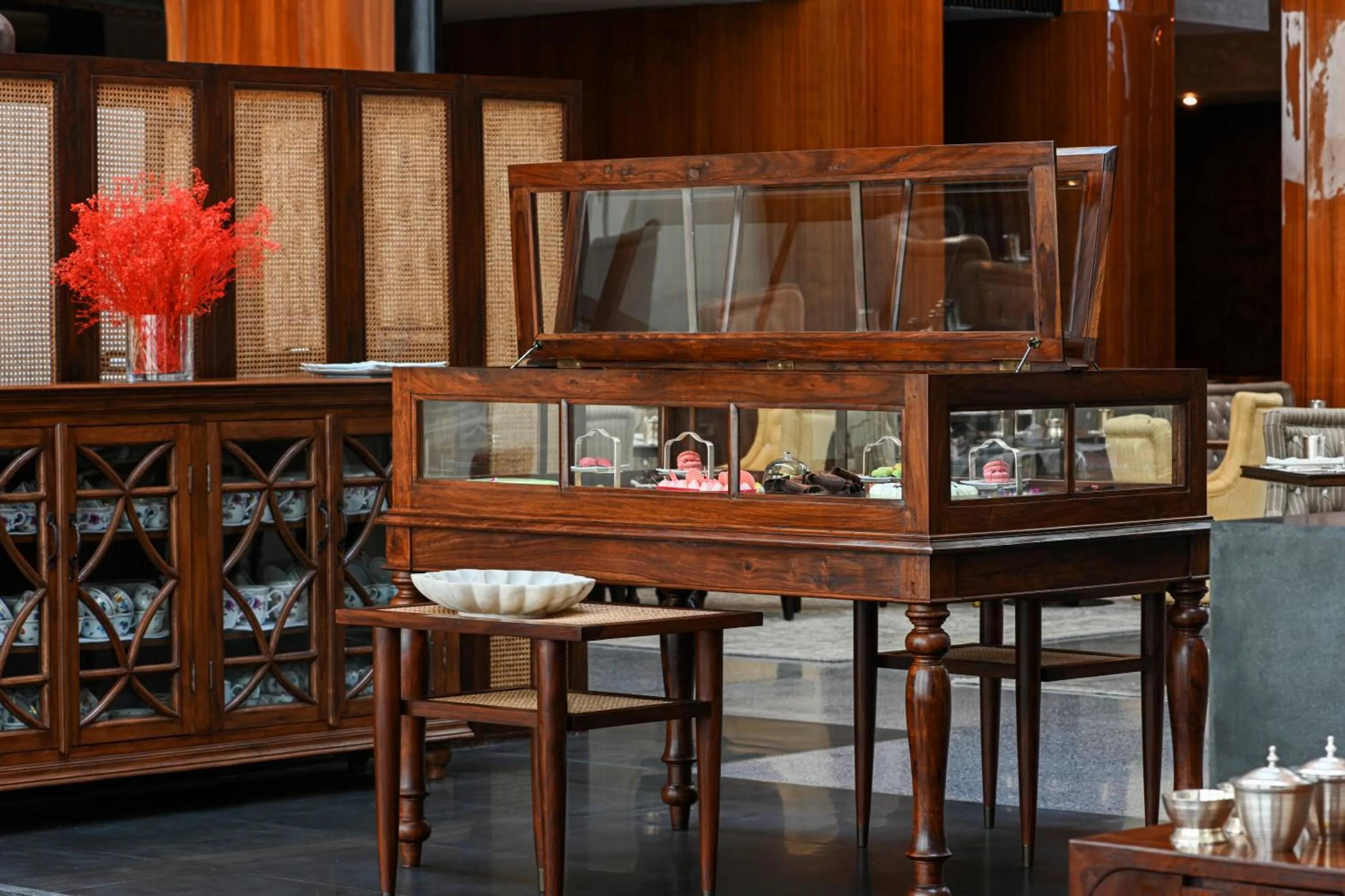 Restaurant/places to eat in Grand Hyatt Gurgaon