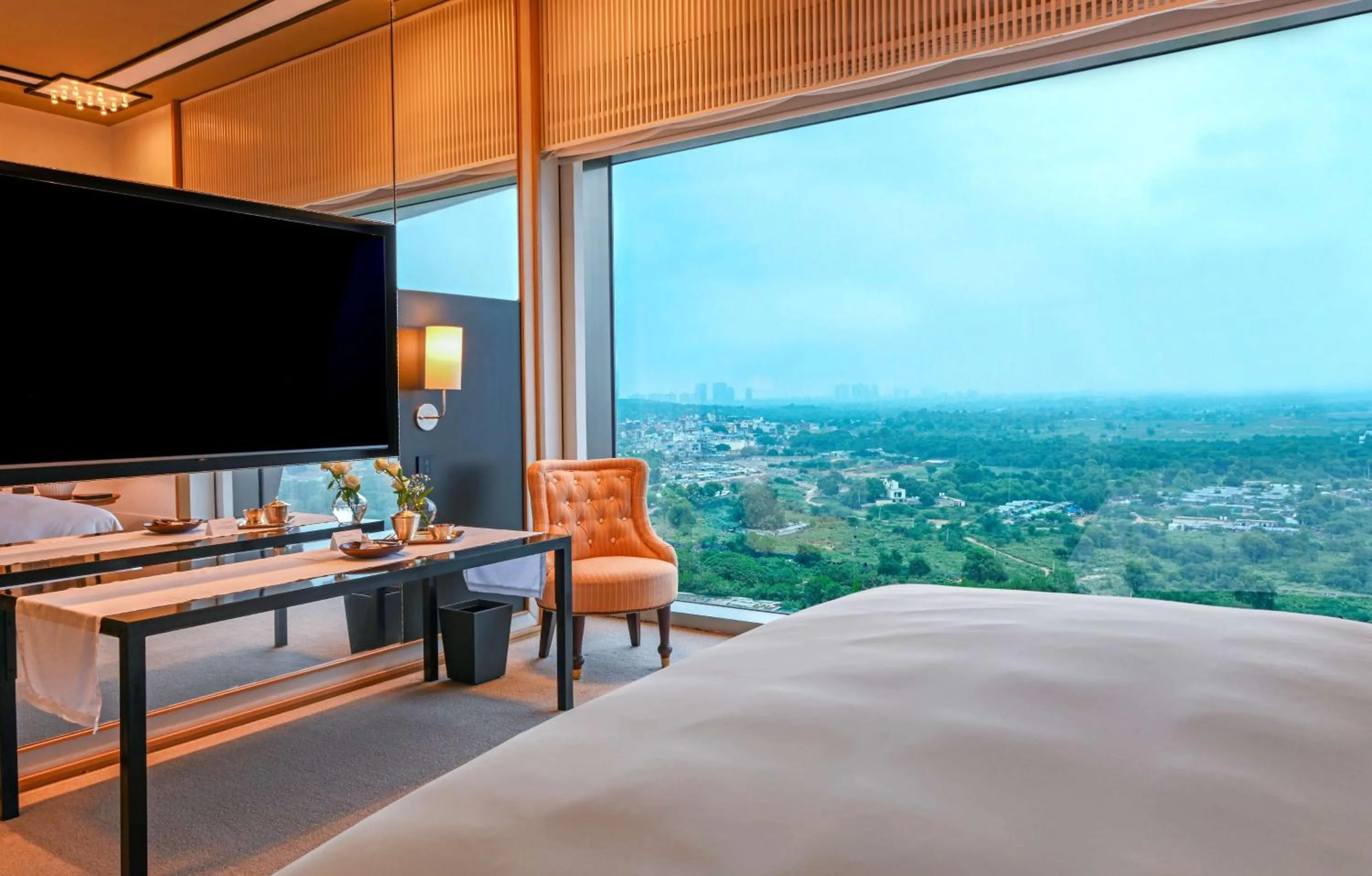 Bedroom, Bed in Grand Hyatt Gurgaon