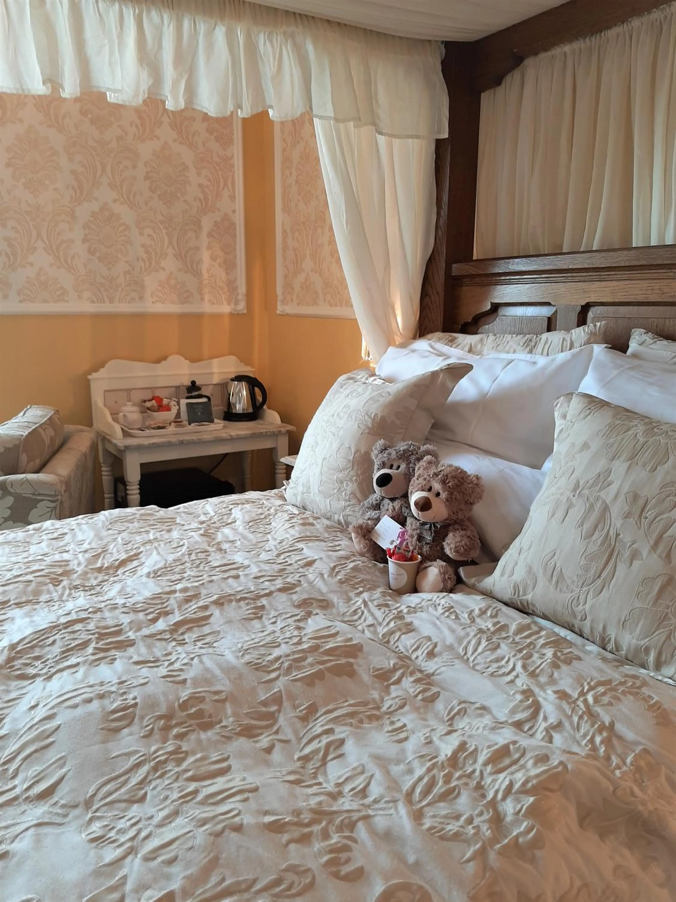 Photo of the whole room, Bed in Min y Don Guest House