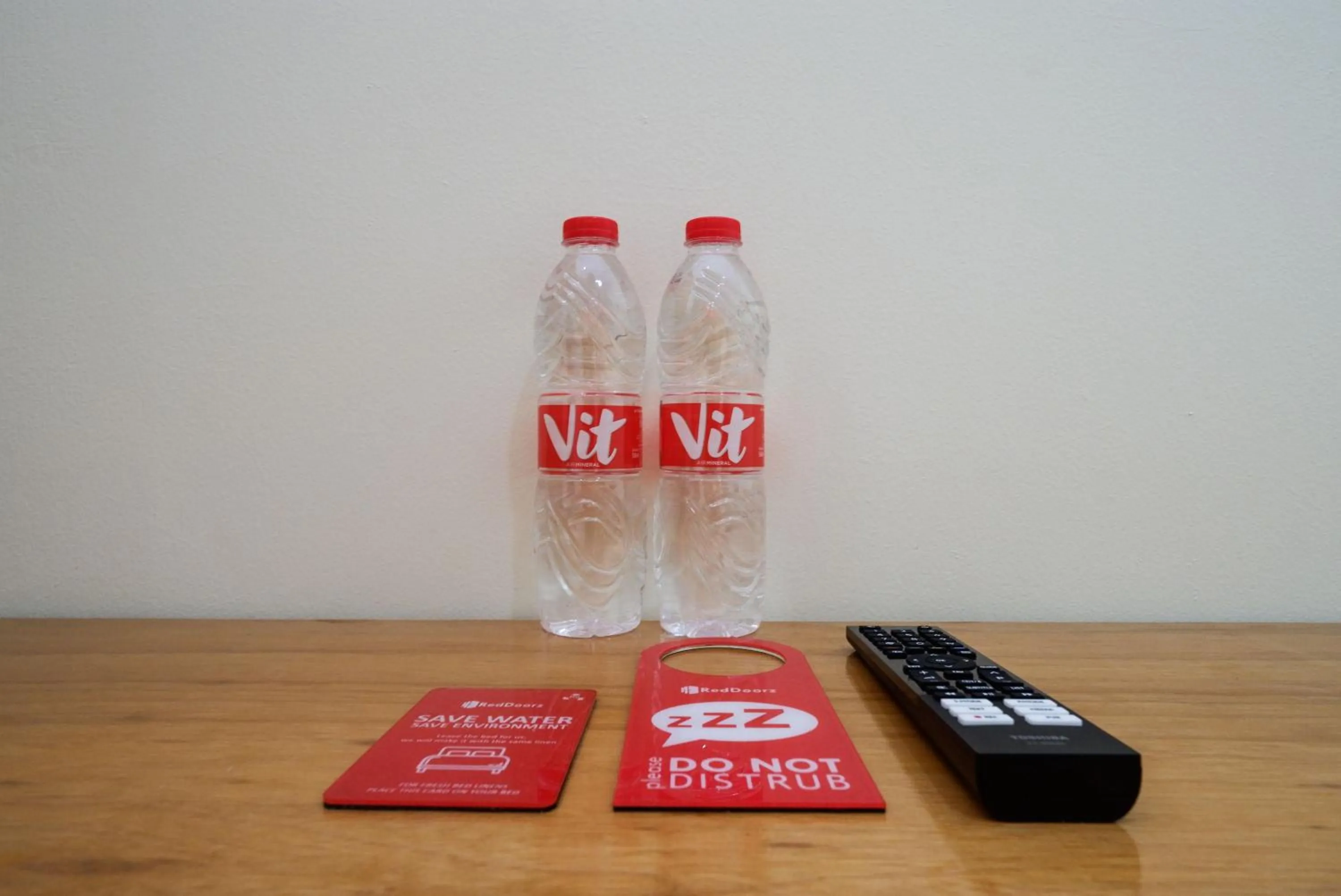 Bedroom in RedDoorz near Rita Supermall Purwokerto 2