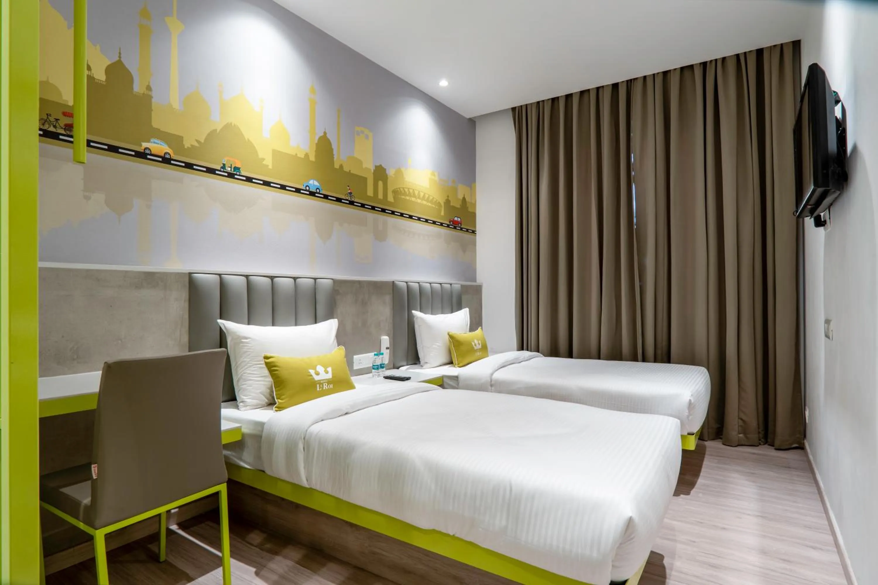 Bedroom, Bed in Le ROI Express Paharganj