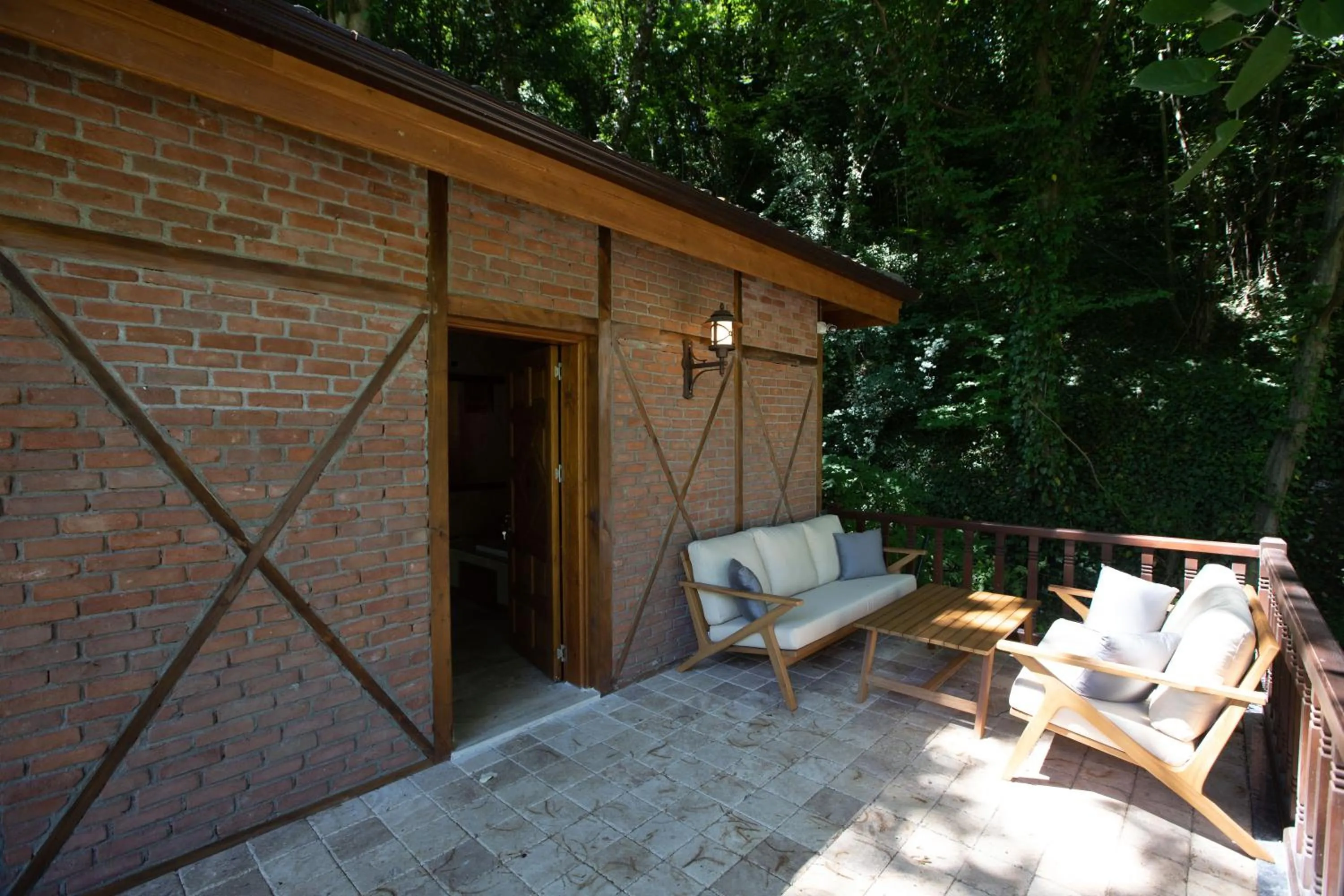 Garden in Casa Giallo Managed By Dedeman