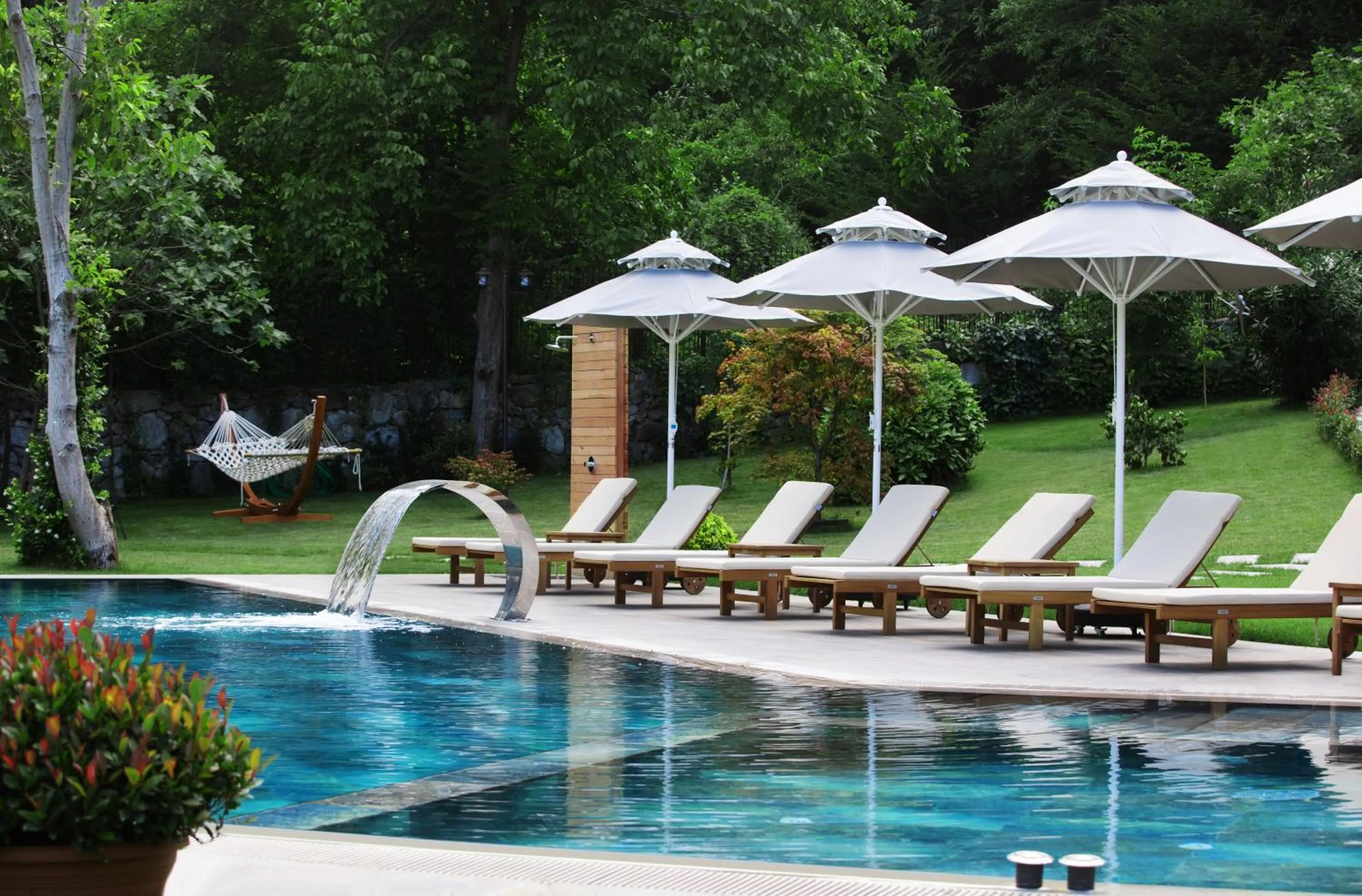 Swimming pool in Casa Giallo Managed By Dedeman