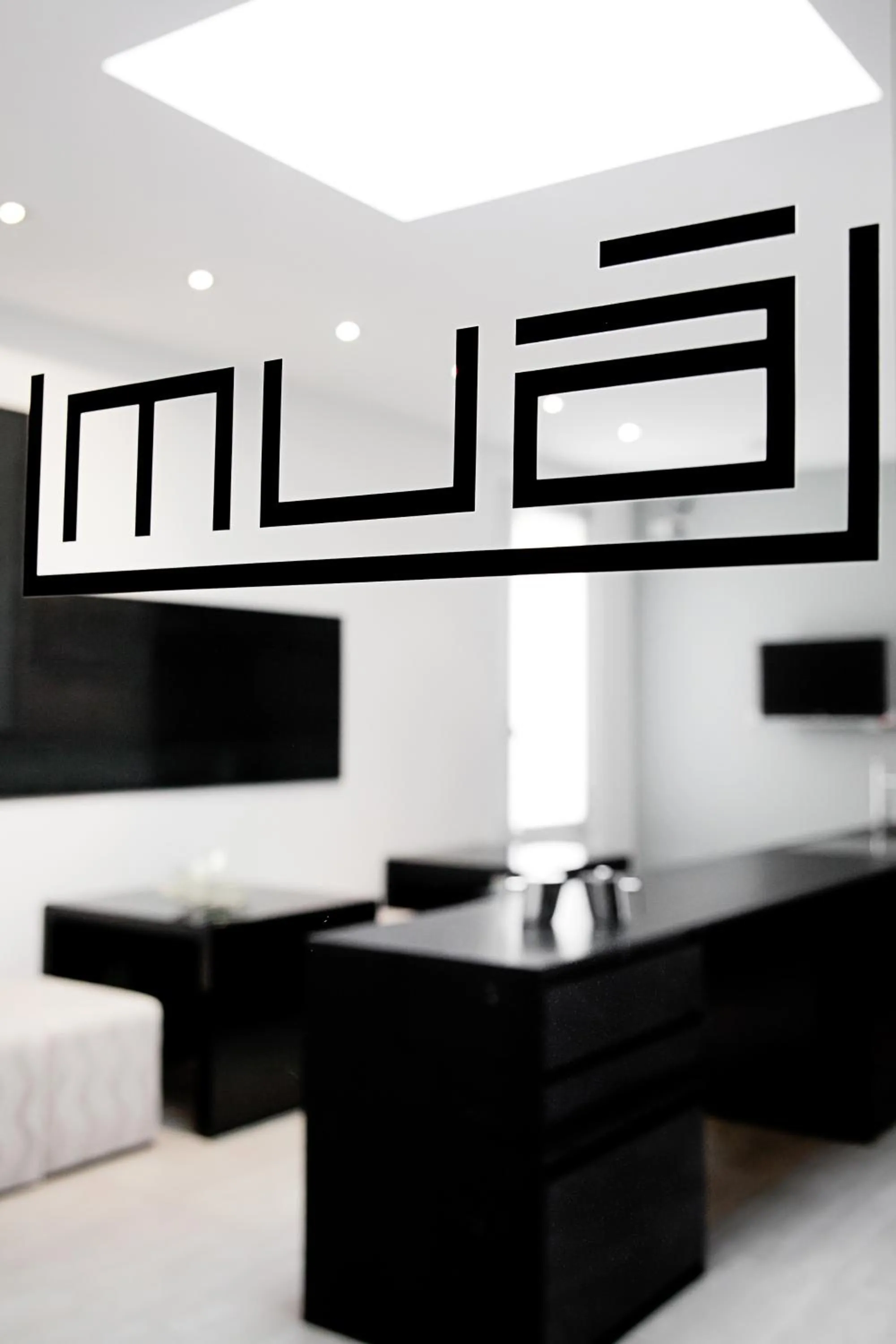 Communal lounge/ TV room in Muà Boutique Bologna