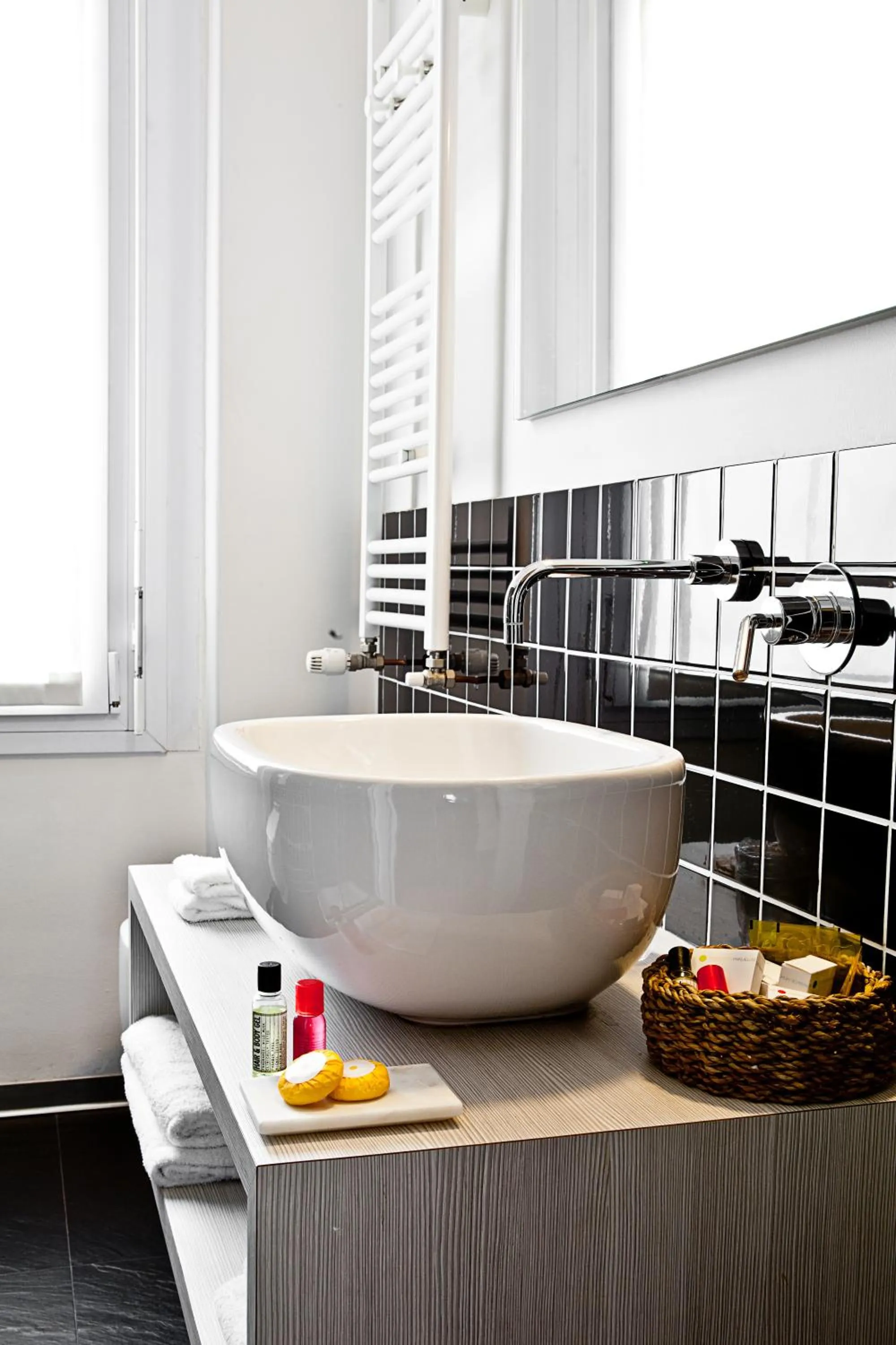 Toilet in Muà Boutique Bologna