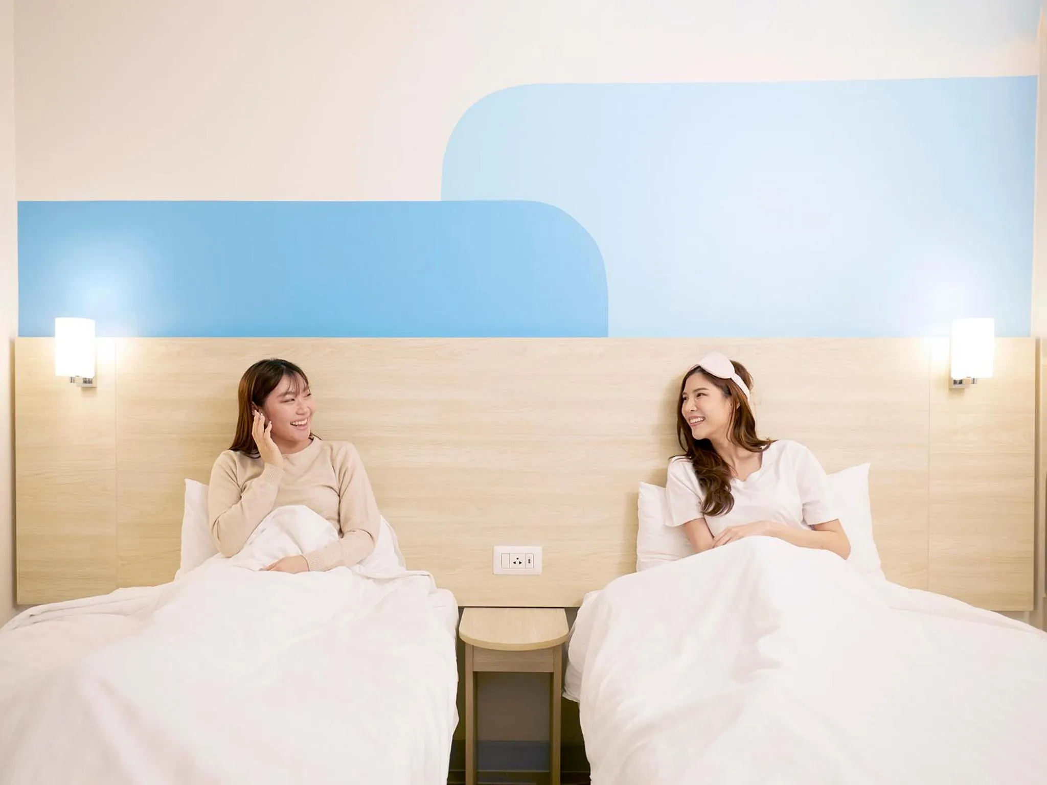 Bedroom, Bed in HOP INN Bangkok Onnut Station